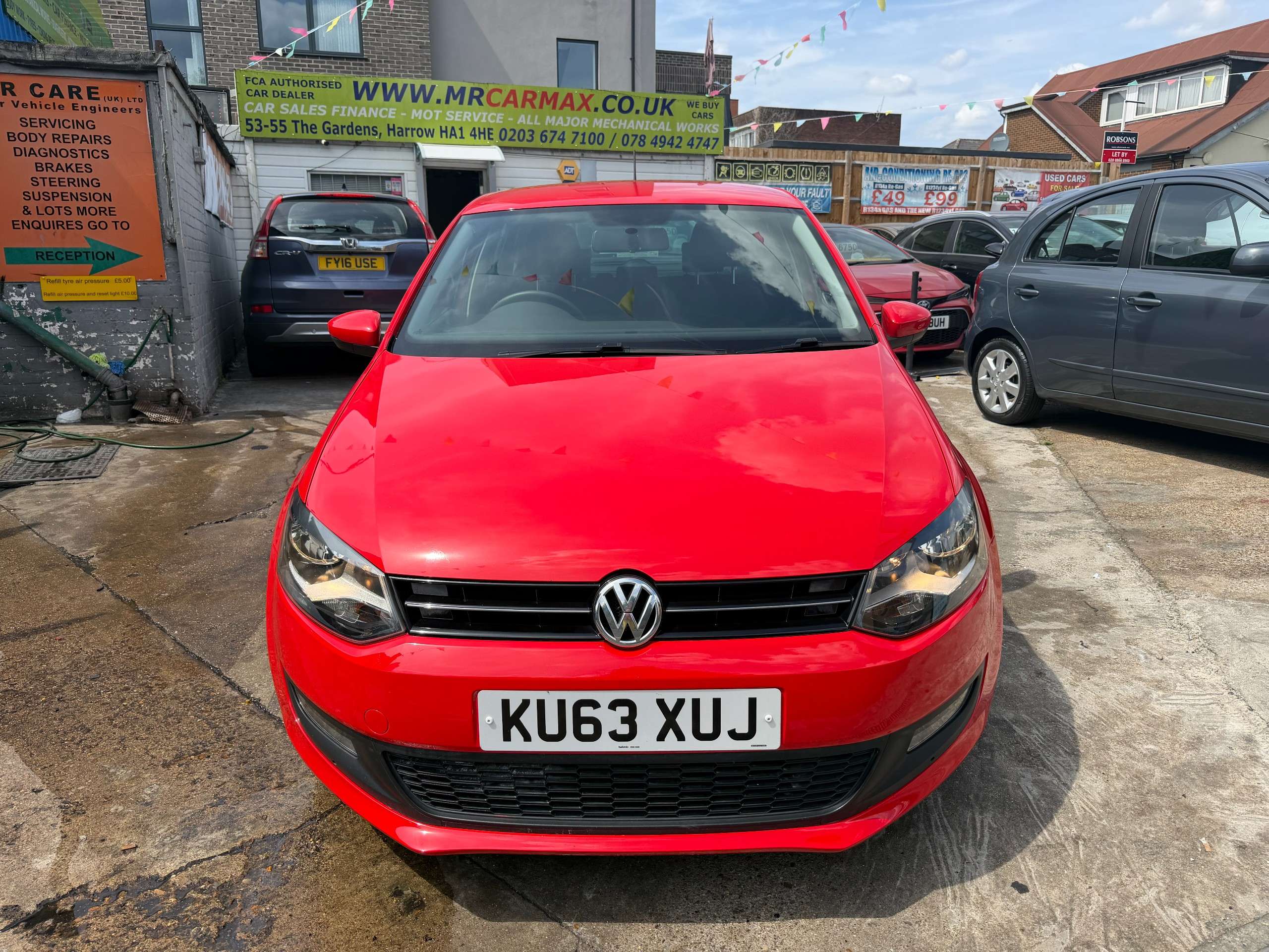 A 2013 VOLKSWAGEN POLO 1.4 Match Edition Hatchback 5dr Petrol DSG Euro 5 (85 ps) A 2013 VOLKSWAGEN POLO 1.4 Match Edition Hatchback 5dr Petrol DSG Euro 5 (85 ps)