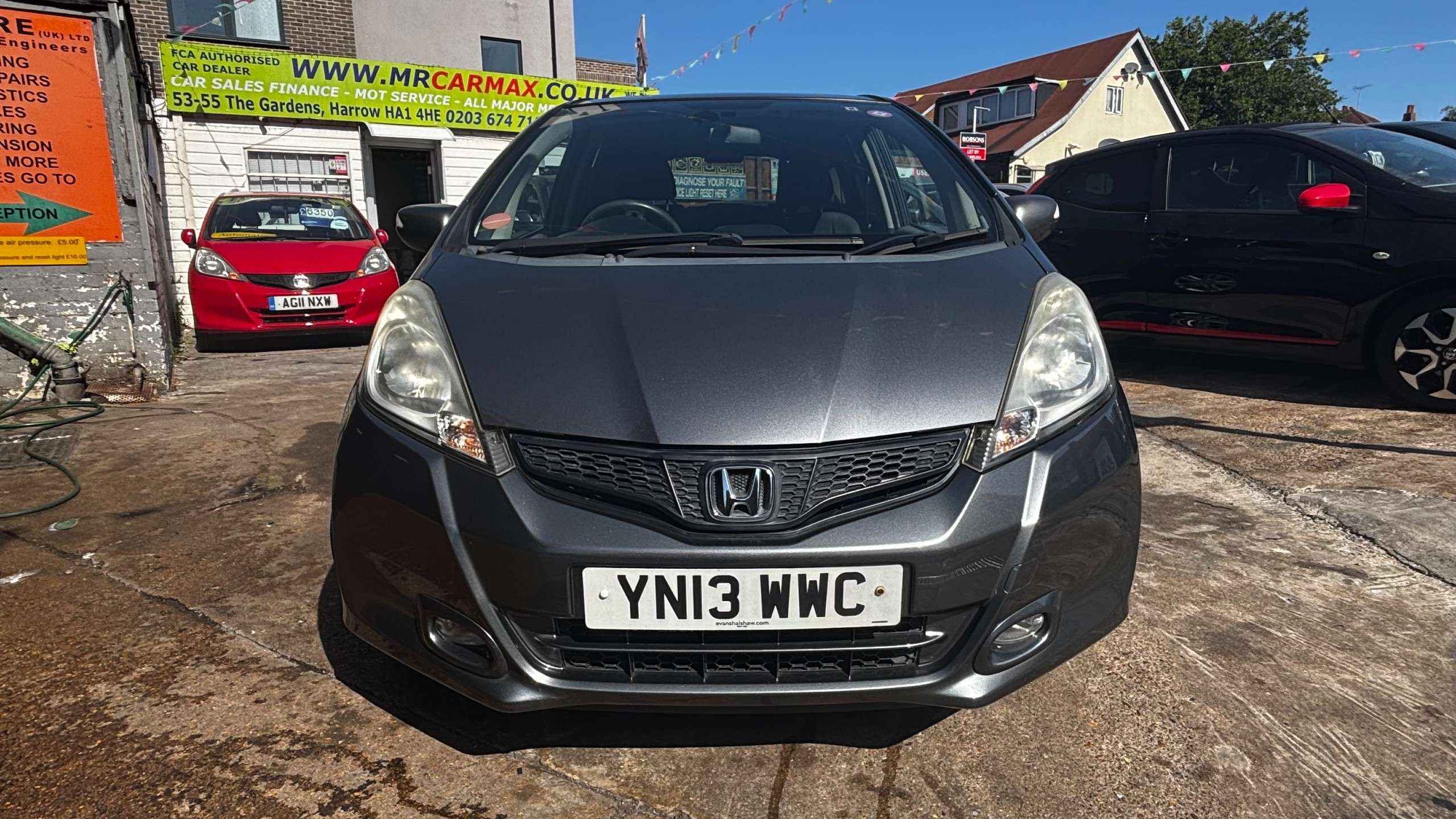 A 2013 HONDA JAZZ 1.4 i-VTEC EX Hatchback 5dr Petrol CVT Euro 5 (99 ps) A 2013 HONDA JAZZ 1.4 i-VTEC EX Hatchback 5dr Petrol CVT Euro 5 (99 ps)