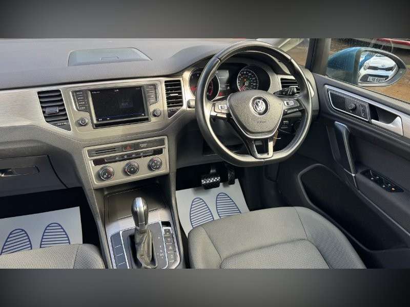 2017 VOLKSWAGEN GOLF SV 2017 VOLKSWAGEN GOLF SV