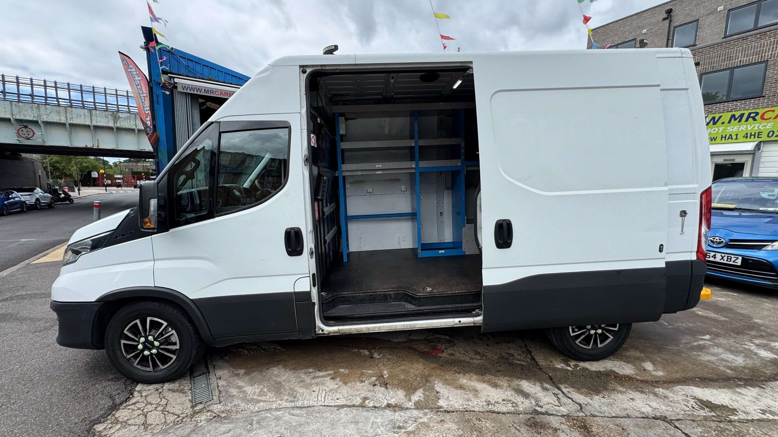 2020 IVECO DAILY 2020 IVECO DAILY