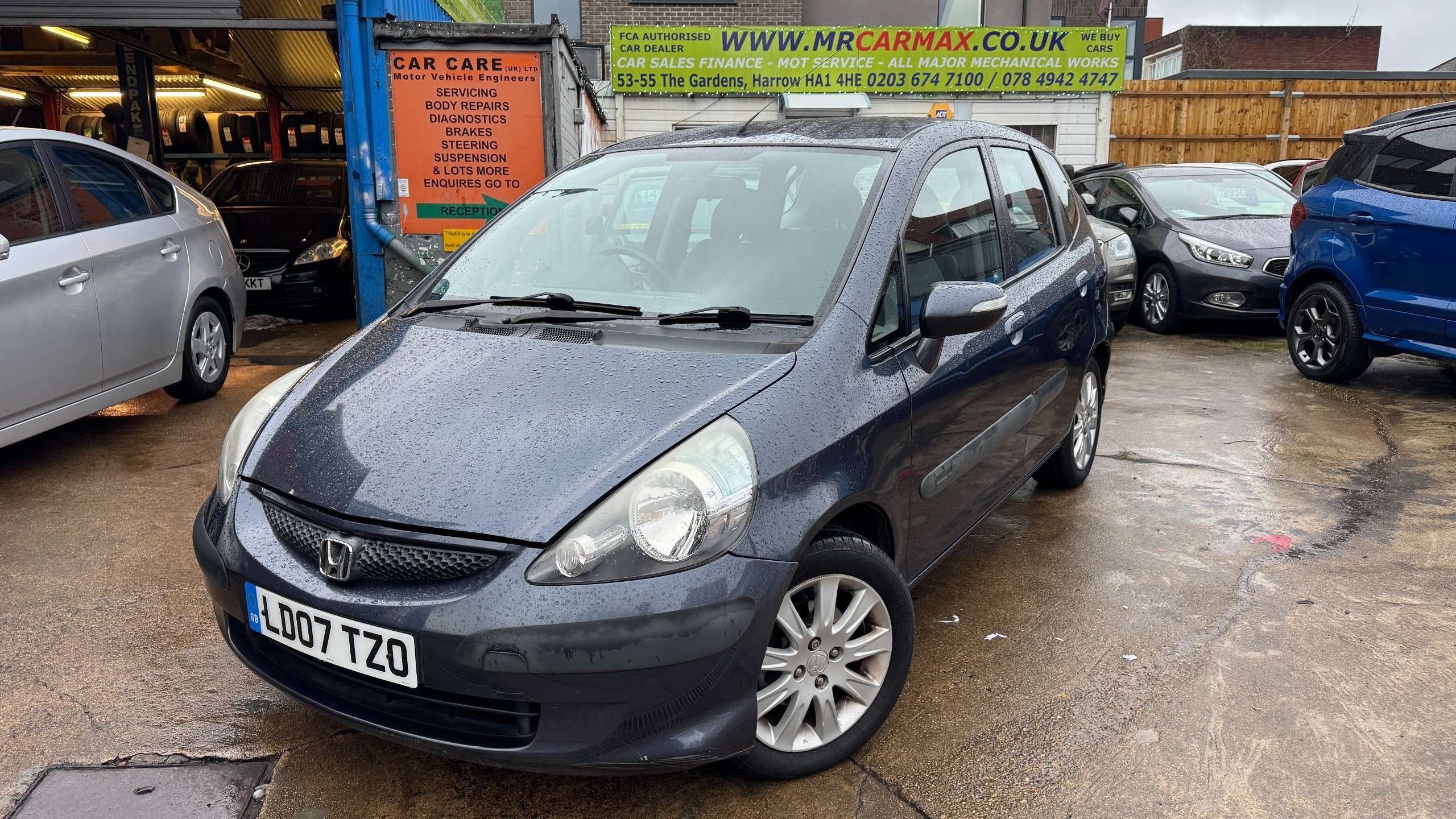 A 2007 HONDA JAZZ 1.4 i-DSI SE Hatchback 5dr Petrol CVT-7 (139 g/km, 82 bhp) A 2007 HONDA JAZZ 1.4 i-DSI SE Hatchback 5dr Petrol CVT-7 (139 g/km, 82 bhp)