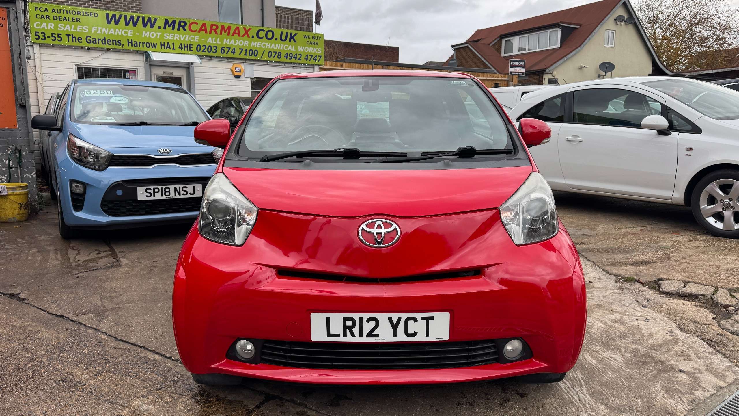 2012 TOYOTA IQ 2012 TOYOTA IQ