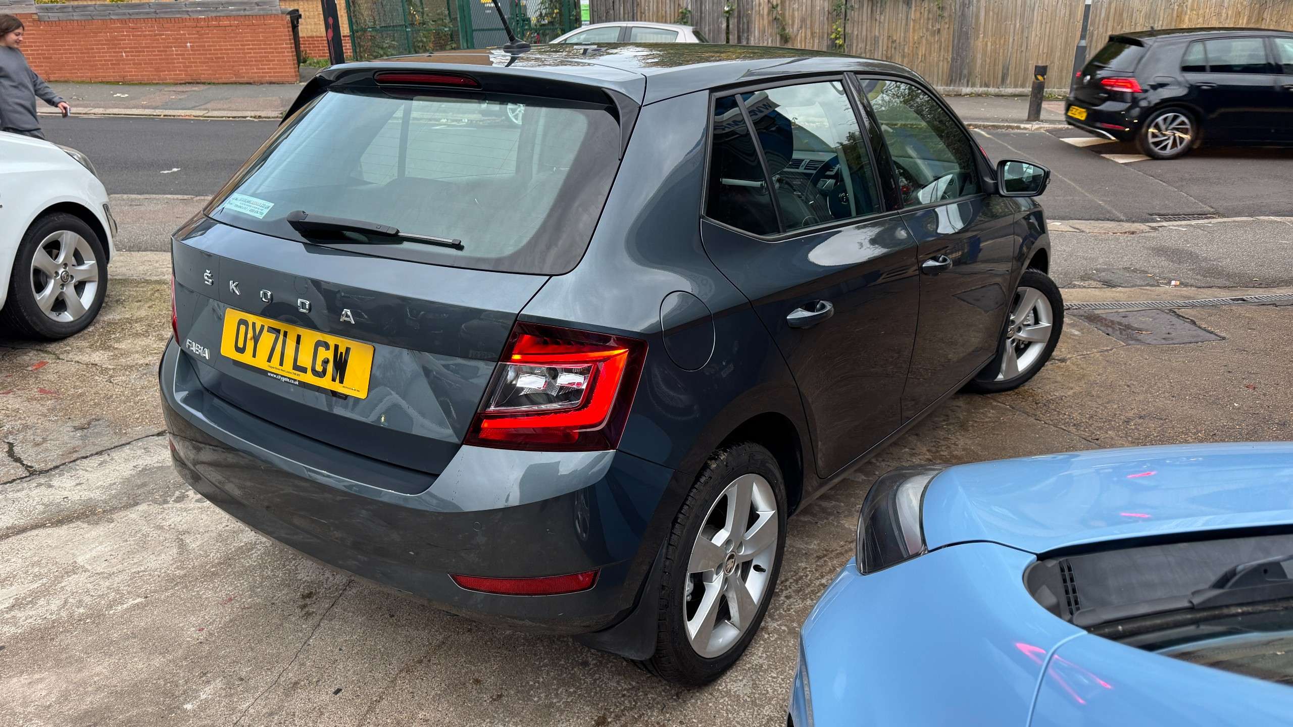 A 2021 SKODA FABIA 1.0 TSI SE L Hatchback 5dr Petrol DSG Euro 6 (s/s) (95 ps) A 2021 SKODA FABIA 1.0 TSI SE L Hatchback 5dr Petrol DSG Euro 6 (s/s) (95 ps)