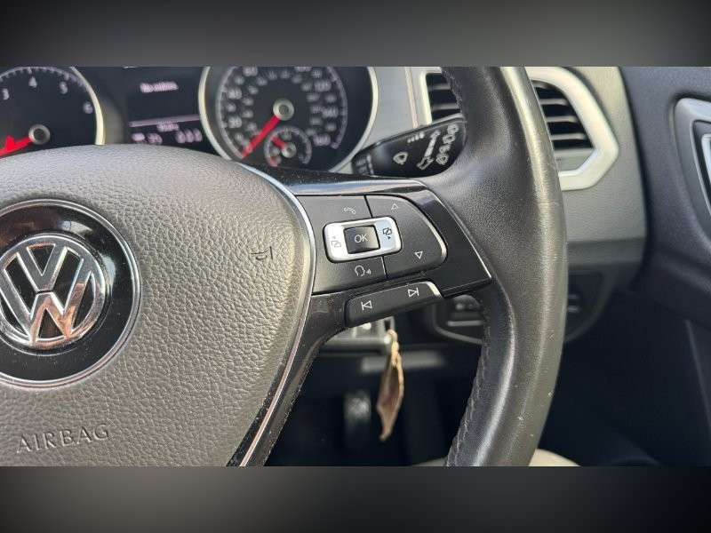 2017 VOLKSWAGEN GOLF SV 2017 VOLKSWAGEN GOLF SV