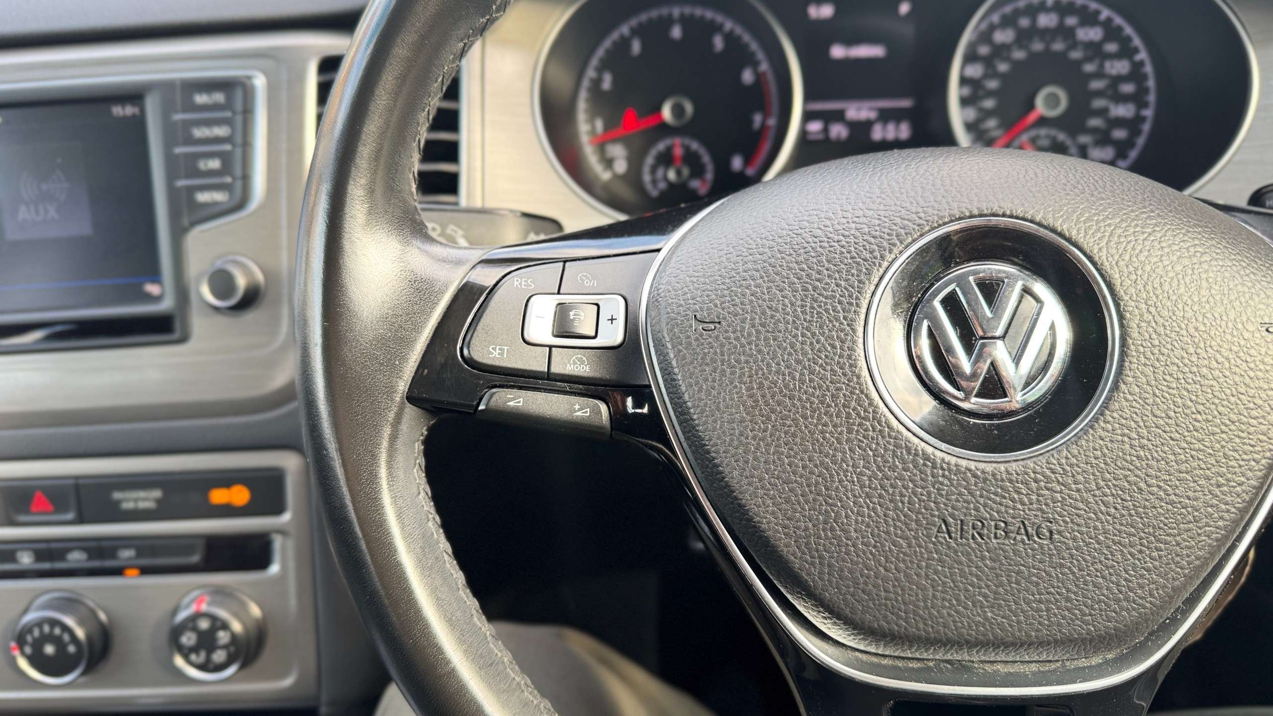 2017 VOLKSWAGEN GOLF SV 2017 VOLKSWAGEN GOLF SV