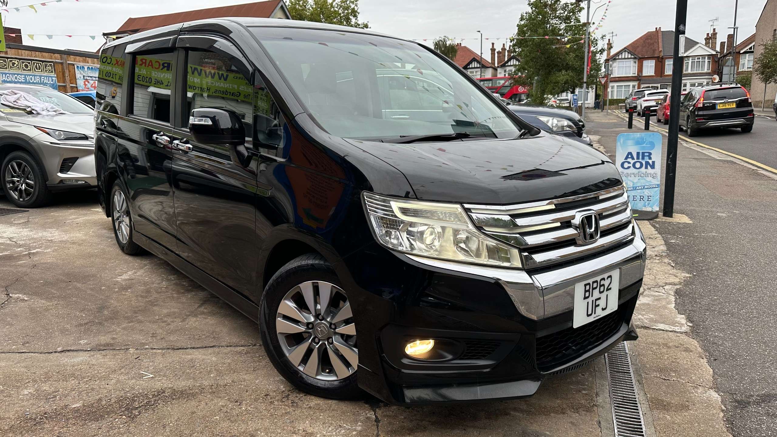 A 2013 HONDA STEPWGN A 2013 HONDA STEPWGN