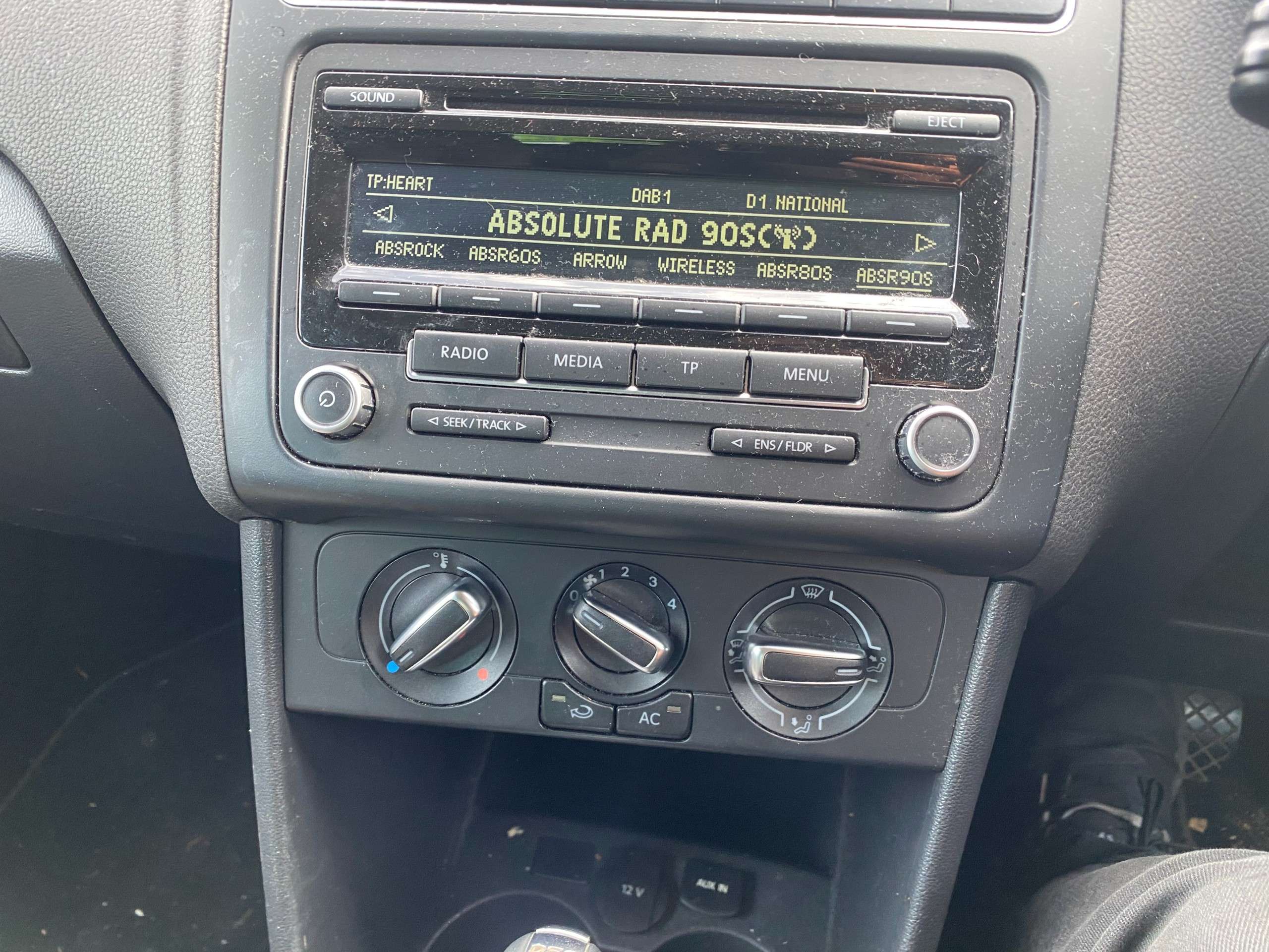 2014 VOLKSWAGEN POLO 2014 VOLKSWAGEN POLO