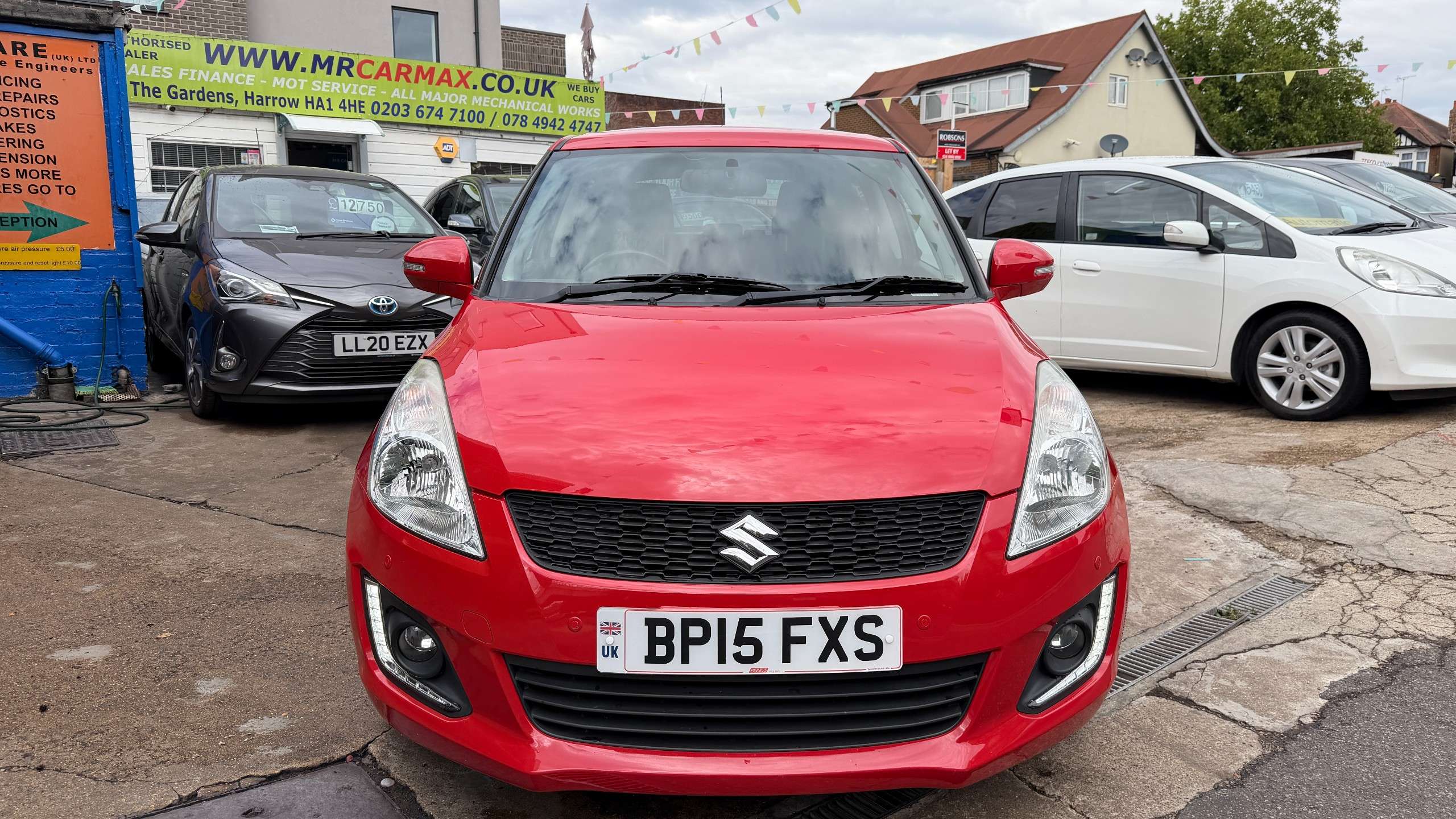 A 2015 SUZUKI SWIFT 1.2 SZ4 Hatchback 5dr Petrol Auto Euro 5 (94 ps) A 2015 SUZUKI SWIFT 1.2 SZ4 Hatchback 5dr Petrol Auto Euro 5 (94 ps)