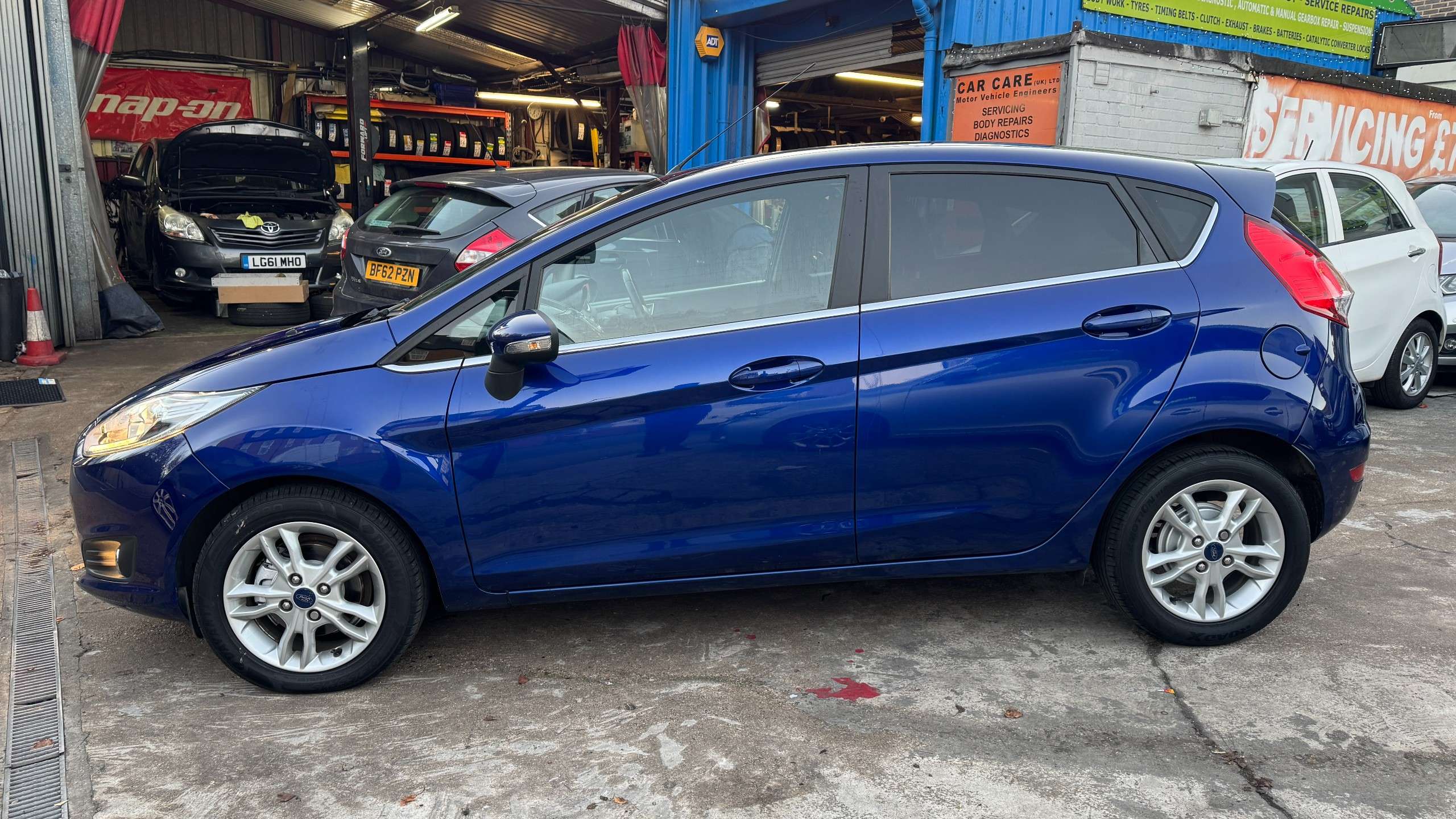 2015 FORD FIESTA 2015 FORD FIESTA