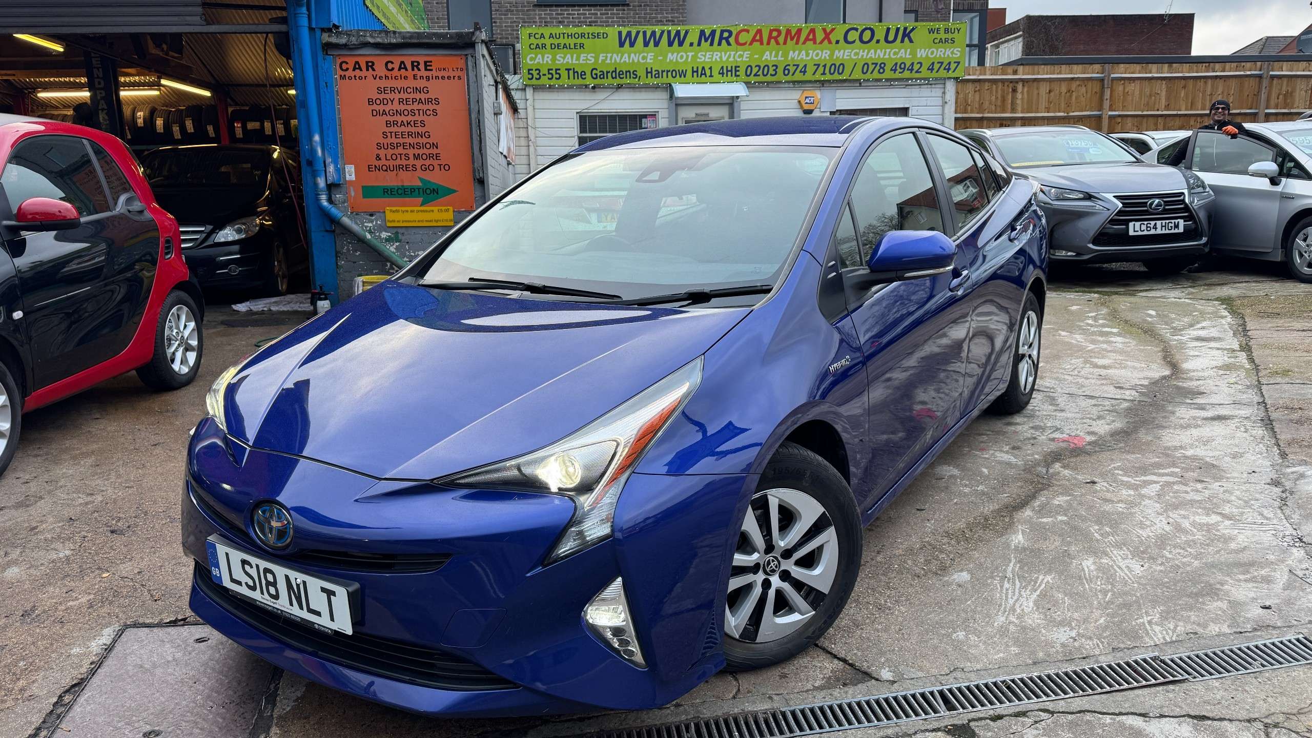 A 2018 TOYOTA PRIUS 1.8 VVT-h Active Hatchback 5dr Petrol Hybrid CVT Euro 6 (s/s) (122 ps) A 2018 TOYOTA PRIUS 1.8 VVT-h Active Hatchback 5dr Petrol Hybrid CVT Euro 6 (s/s) (122 ps)