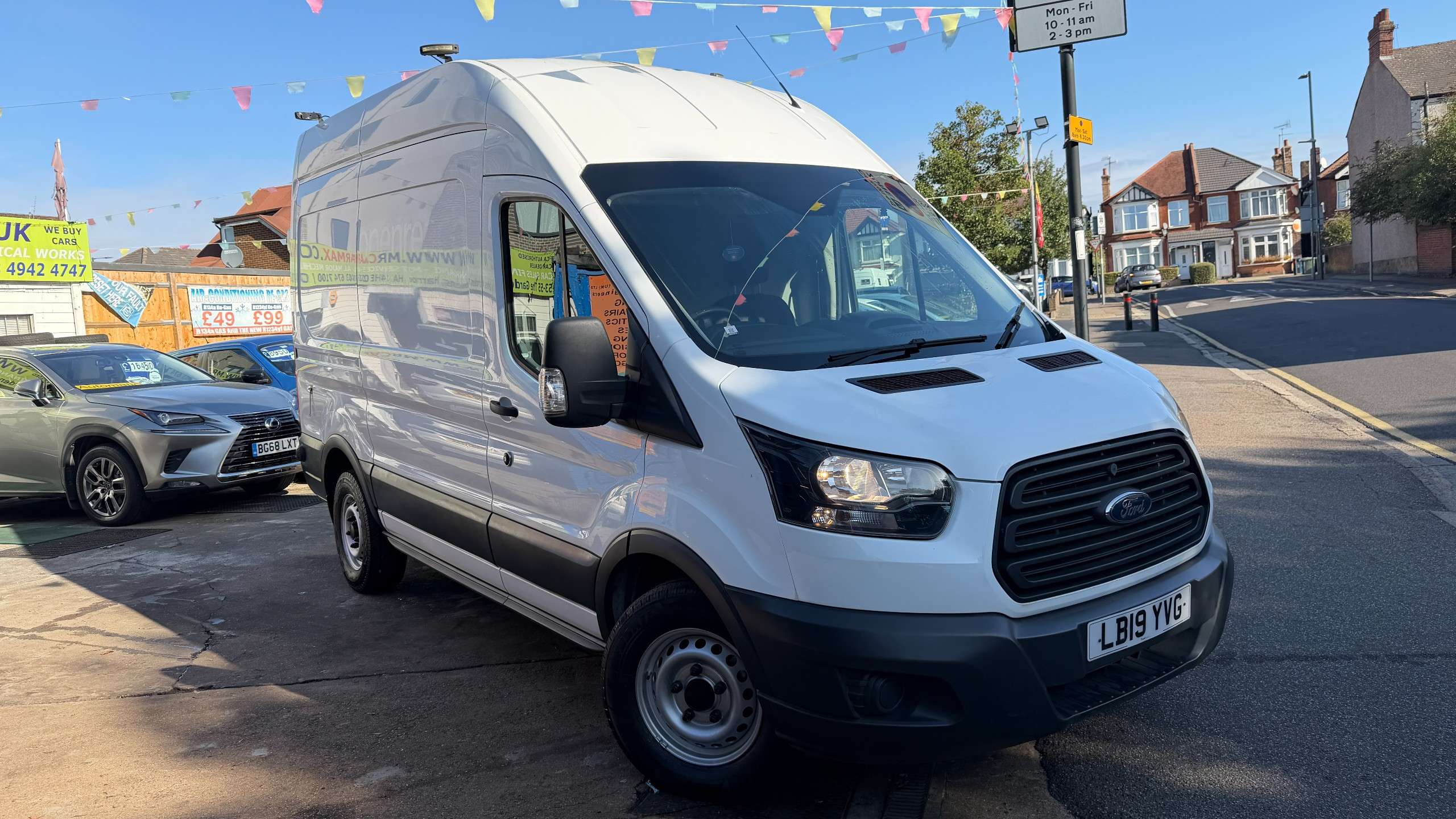 A 2019 FORD TRANSIT 2.0 350 EcoBlue Panel Van 5dr Diesel Manual FWD L2 H3 Euro 6 (130 ps) A 2019 FORD TRANSIT 2.0 350 EcoBlue Panel Van 5dr Diesel Manual FWD L2 H3 Euro 6 (130 ps)