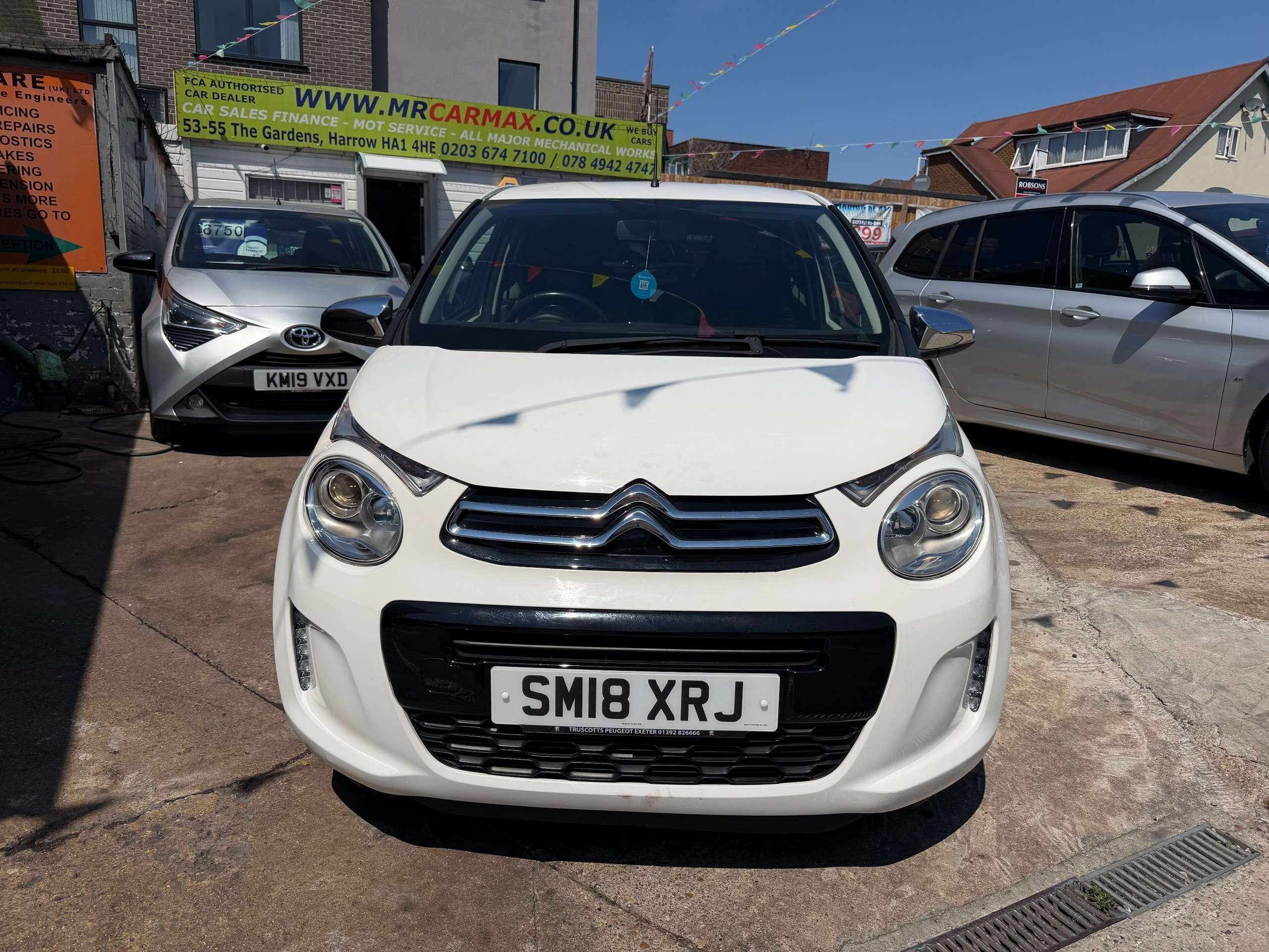 A 2018 CITROEN C1 1.0 VTi Flair Hatchback 5dr Petrol ETG5 Euro 6 (72 ps) A 2018 CITROEN C1 1.0 VTi Flair Hatchback 5dr Petrol ETG5 Euro 6 (72 ps)