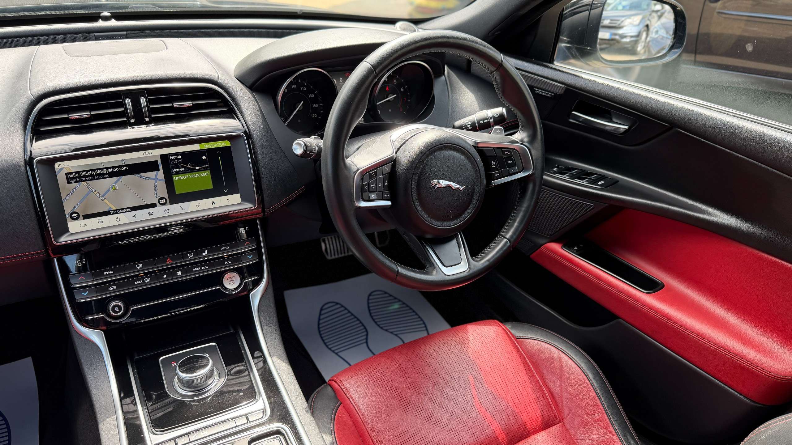 2019 JAGUAR XE 2019 JAGUAR XE