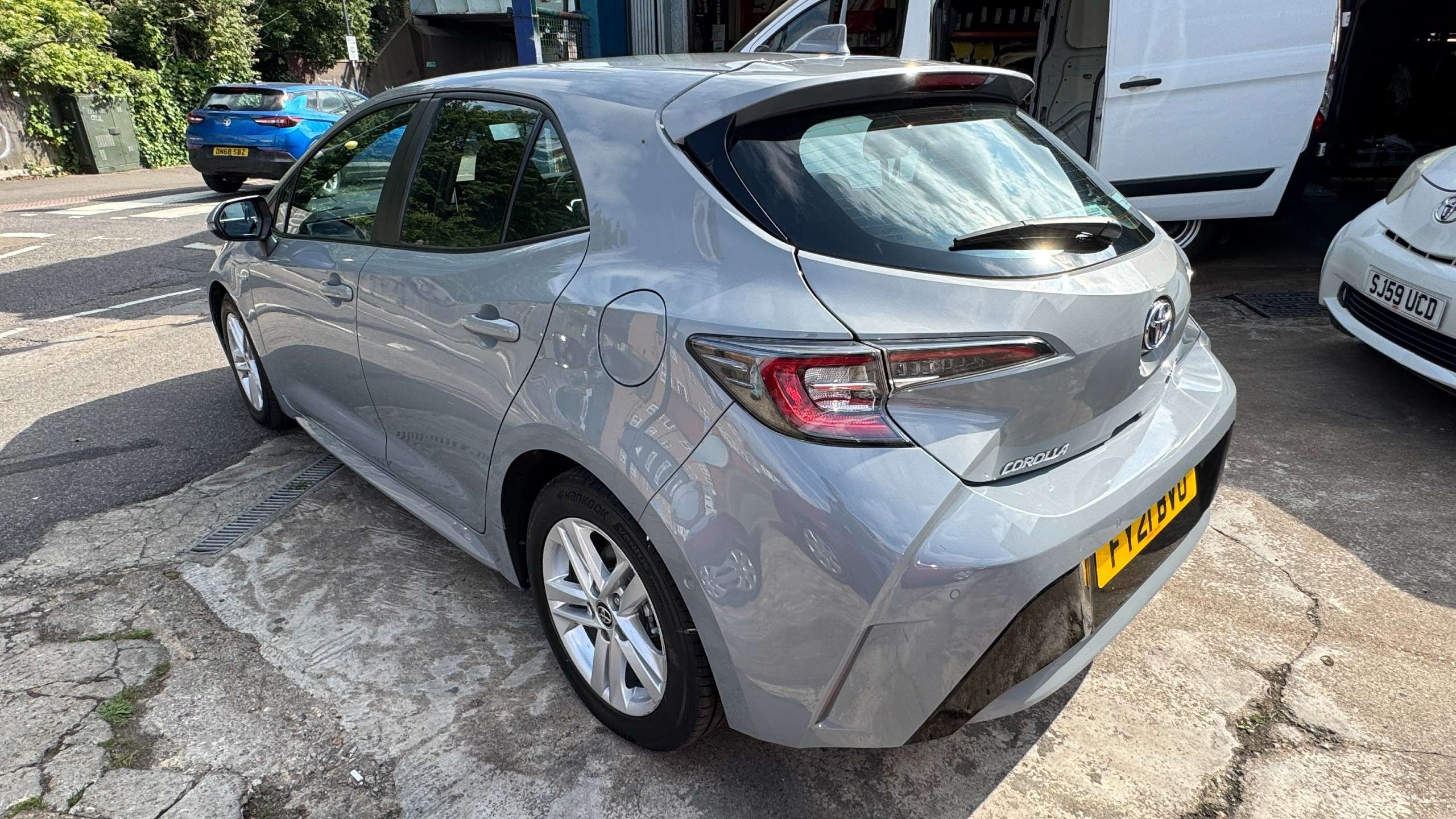 2021 TOYOTA COROLLA 2021 TOYOTA COROLLA