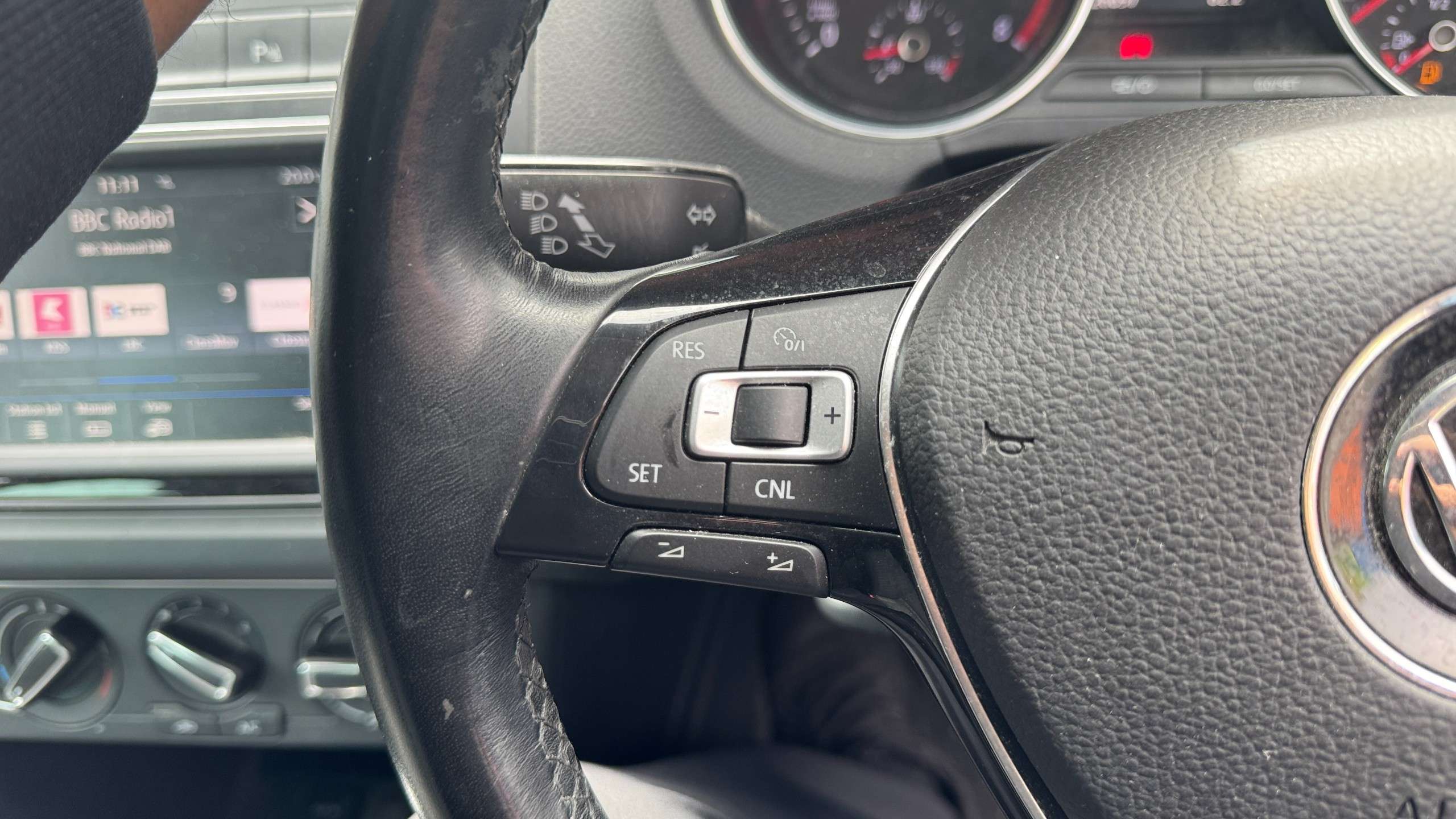 2017 VOLKSWAGEN POLO 2017 VOLKSWAGEN POLO
