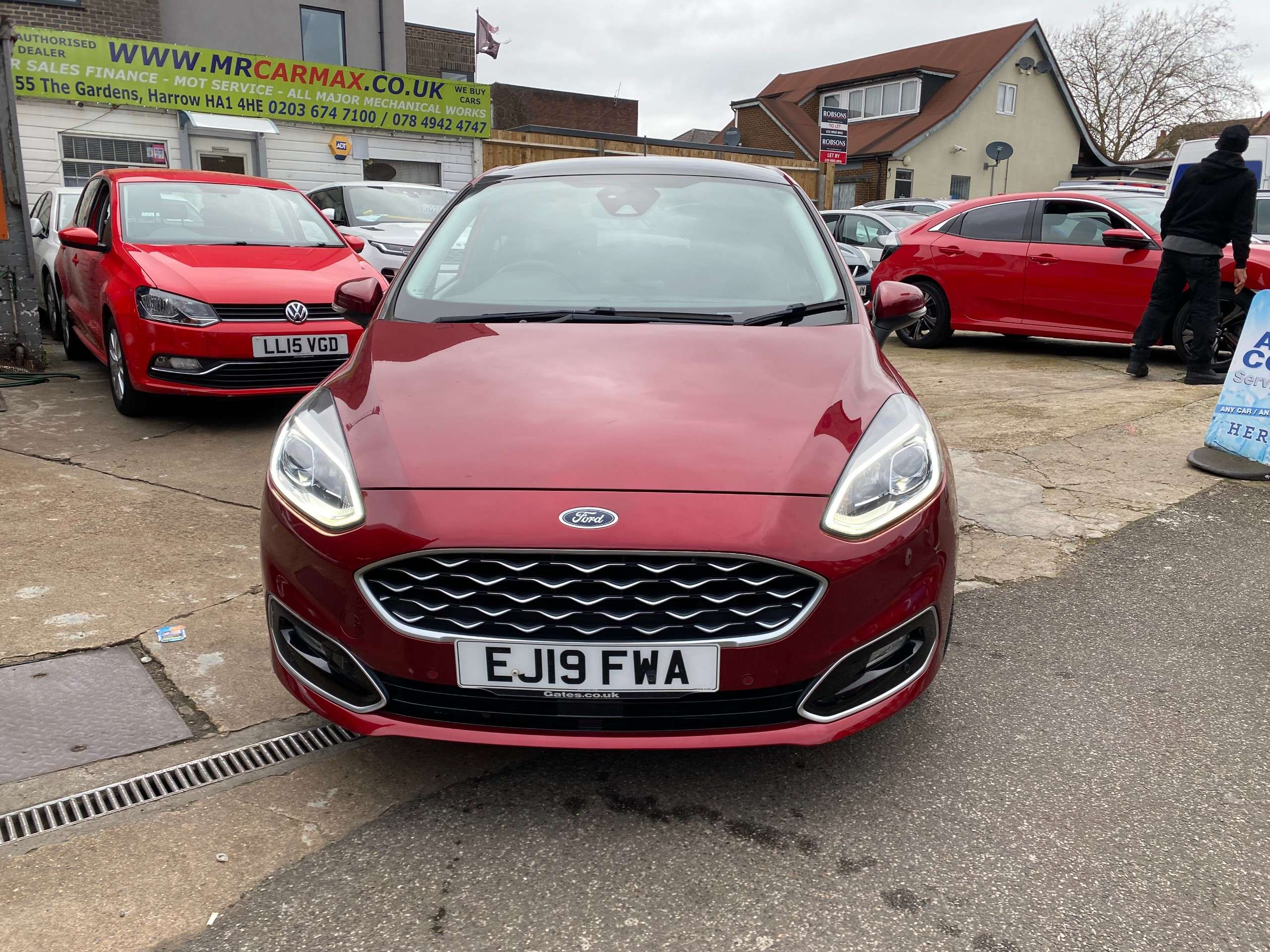 A 2019 FORD FIESTA 1.0T EcoBoost GPF Vignale Hatchback 5dr Petrol Auto Euro 6 (s/s) (100 ps) A 2019 FORD FIESTA 1.0T EcoBoost GPF Vignale Hatchback 5dr Petrol Auto Euro 6 (s/s) (100 ps)