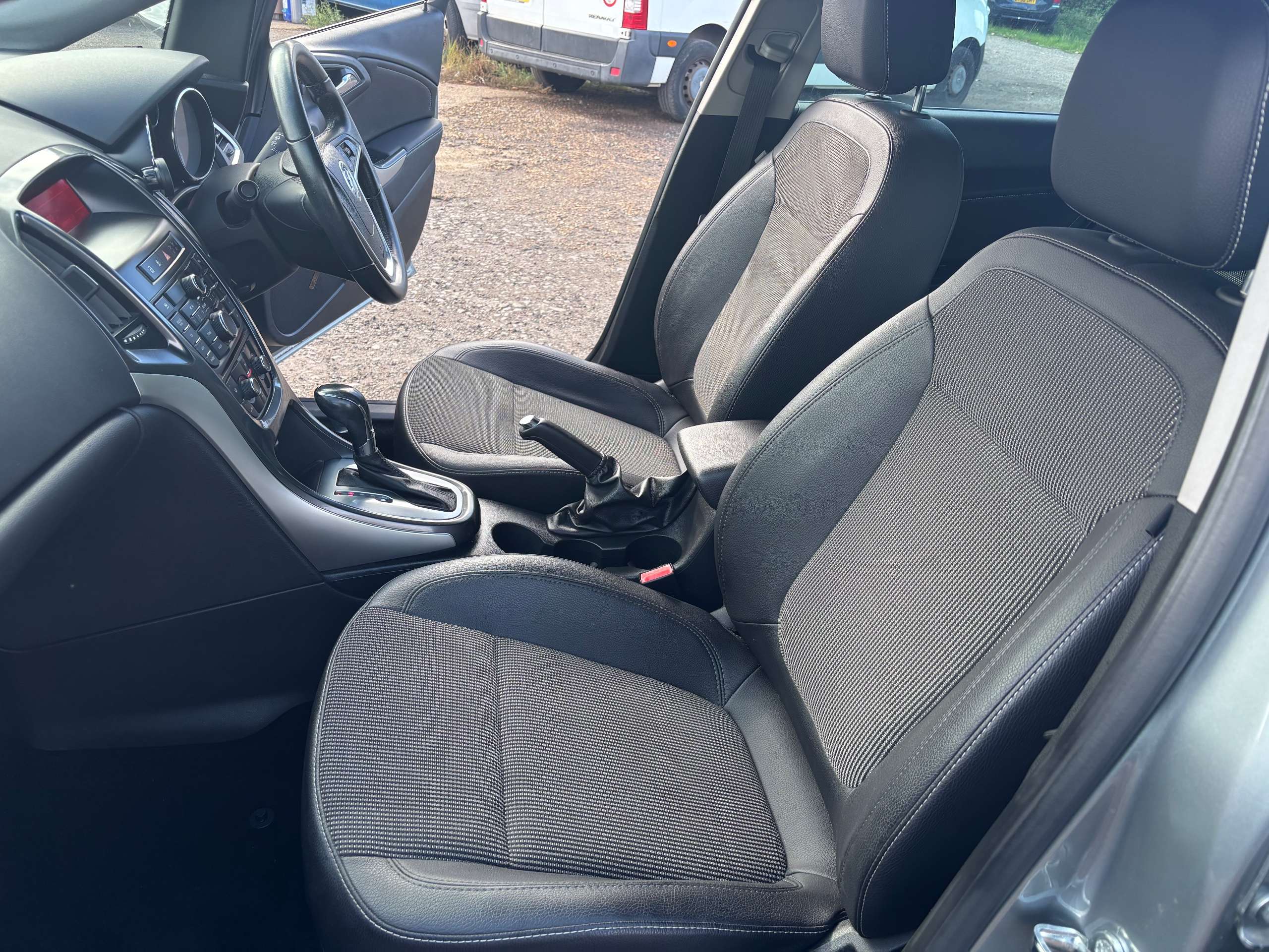 2012 VAUXHALL ASTRA 2012 VAUXHALL ASTRA
