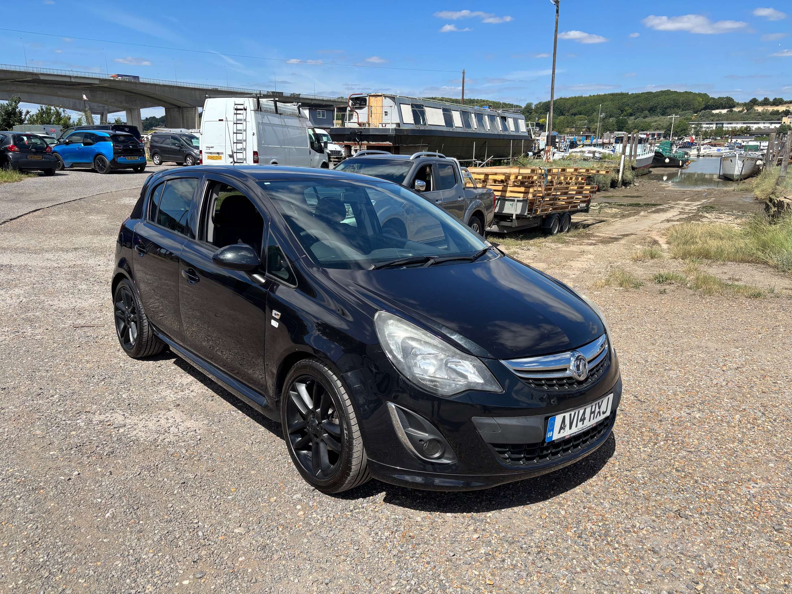 A 2014 VAUXHALL CORSA 1.2 16V Limited Edition Hatchback 5dr Petrol Manual Euro 5 (85 ps) A 2014 VAUXHALL CORSA 1.2 16V Limited Edition Hatchback 5dr Petrol Manual Euro 5 (85 ps)
