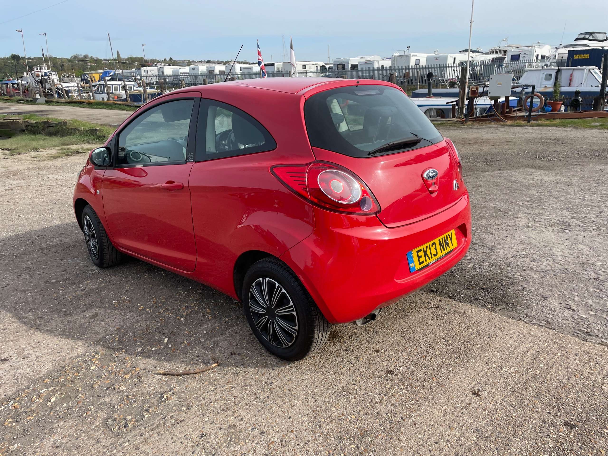 A 2013 FORD KA 1.2 Edge Hatchback 3dr Petrol Manual Euro 5 (s/s) (69 ps) A 2013 FORD KA 1.2 Edge Hatchback 3dr Petrol Manual Euro 5 (s/s) (69 ps)