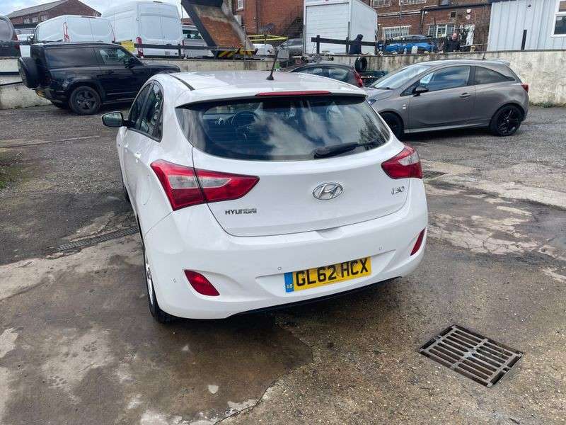 2013 HYUNDAI I30 2013 HYUNDAI I30