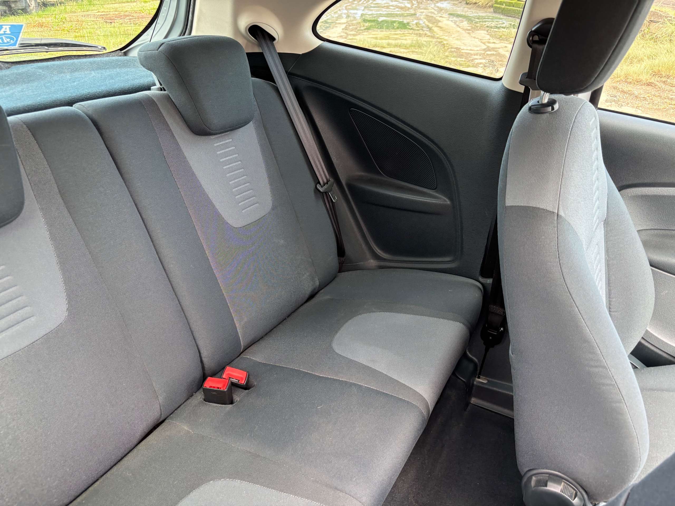 2010 FORD KA 2010 FORD KA