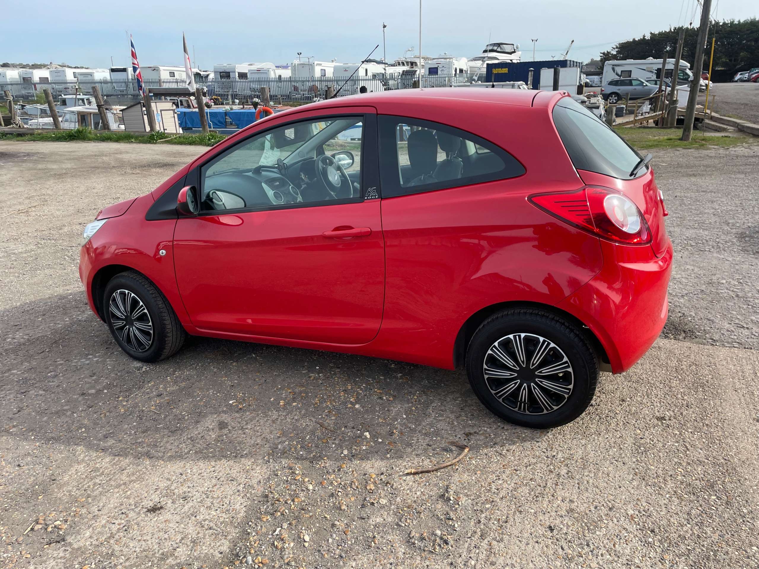 A 2013 FORD KA 1.2 Edge Hatchback 3dr Petrol Manual Euro 5 (s/s) (69 ps) A 2013 FORD KA 1.2 Edge Hatchback 3dr Petrol Manual Euro 5 (s/s) (69 ps)