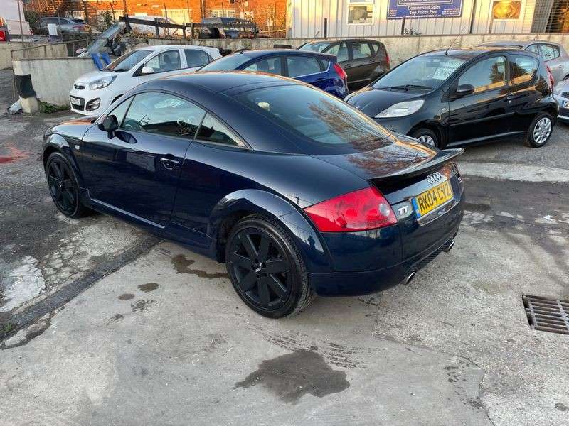 2004 AUDI TT 2004 AUDI TT