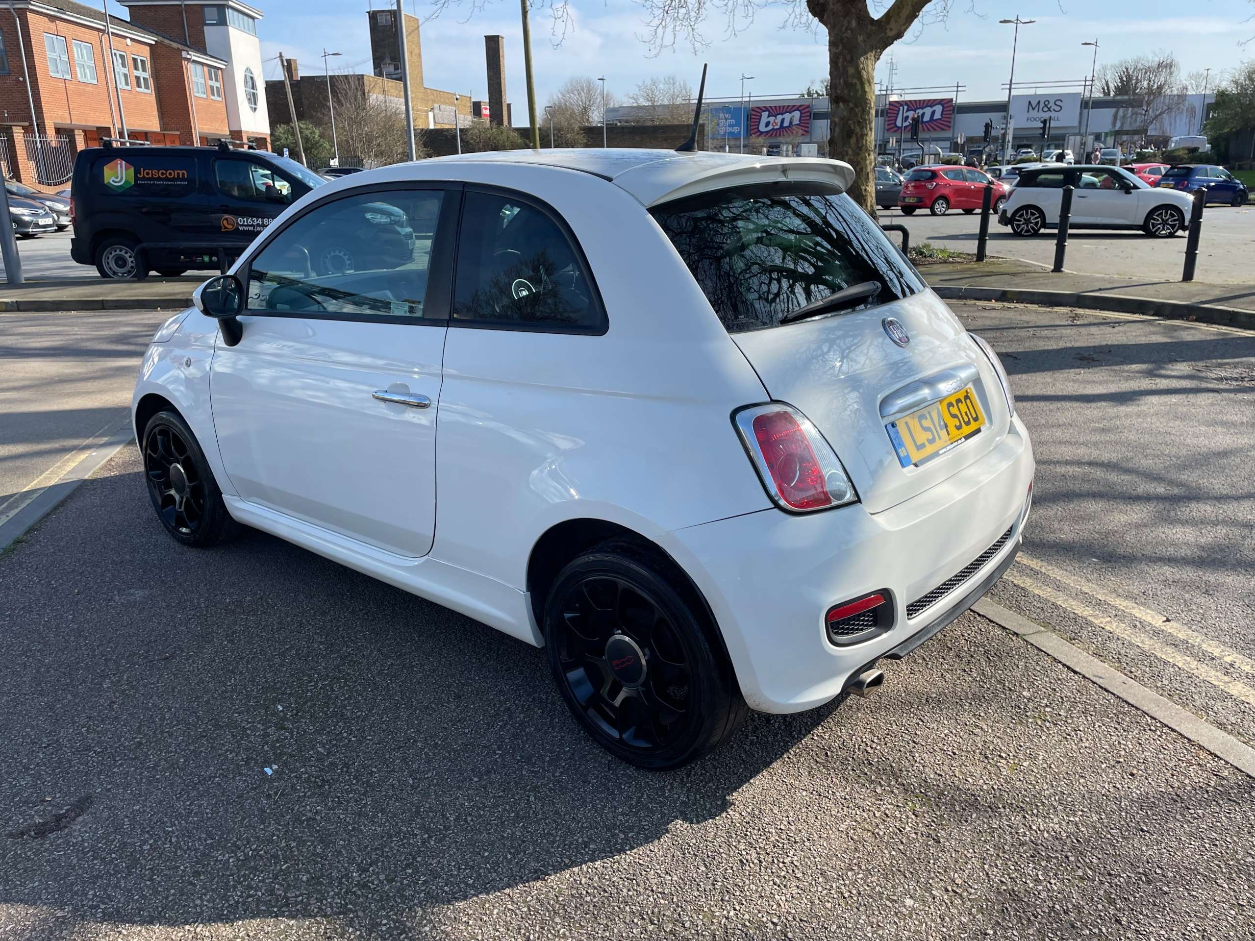2014 FIAT 500 2014 FIAT 500