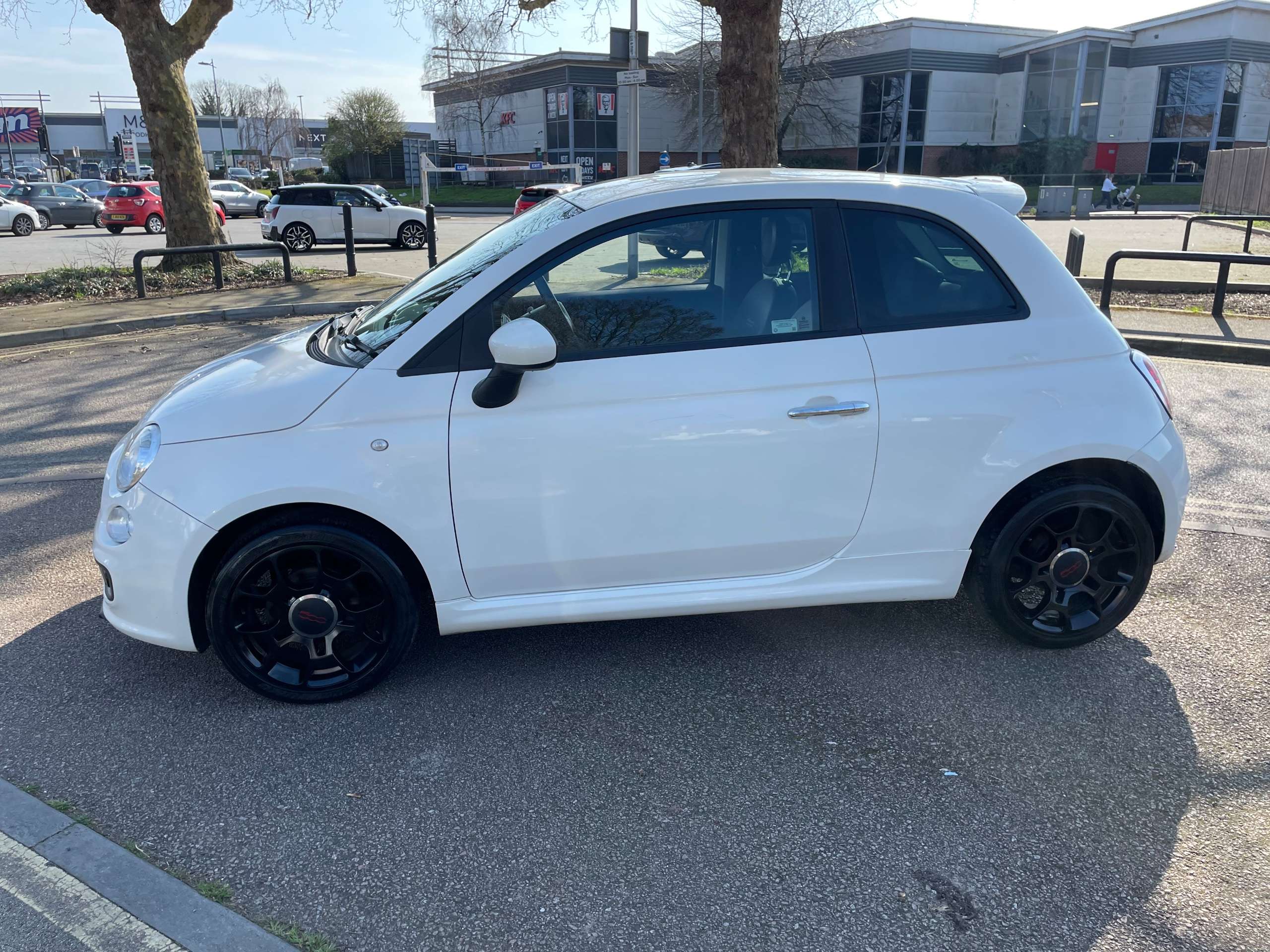 2014 FIAT 500 2014 FIAT 500