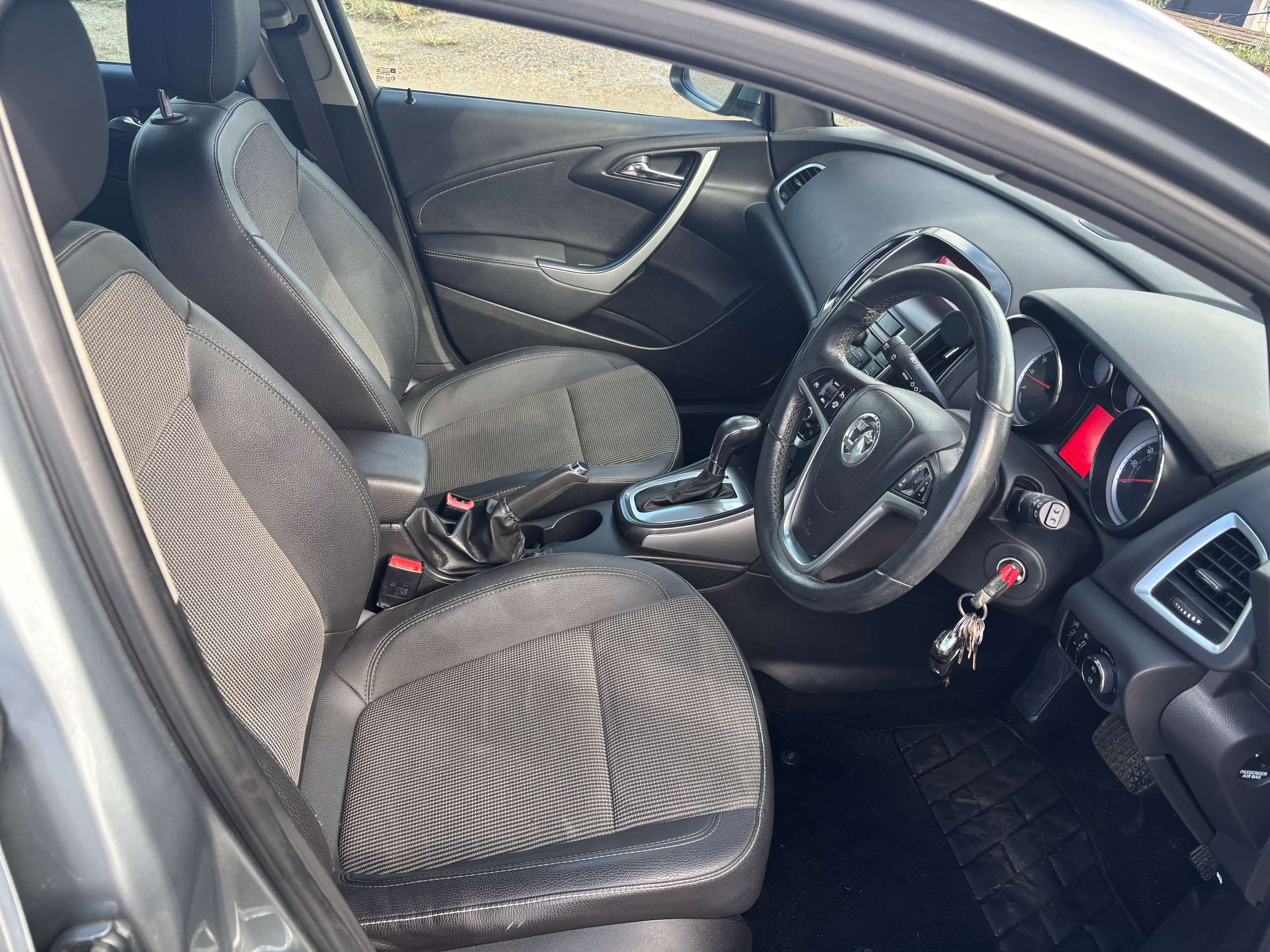 2012 VAUXHALL ASTRA 2012 VAUXHALL ASTRA