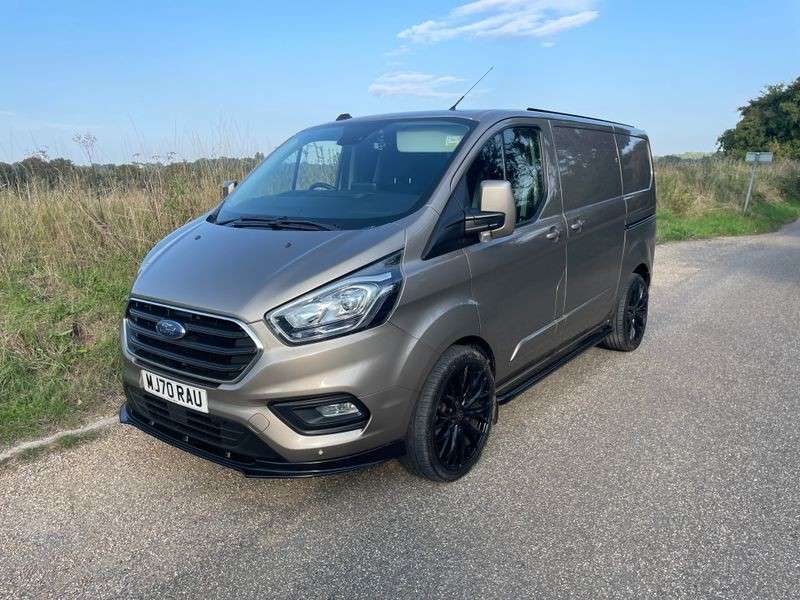 Check out this Ford Transit Custom 2020 Diesel Manual