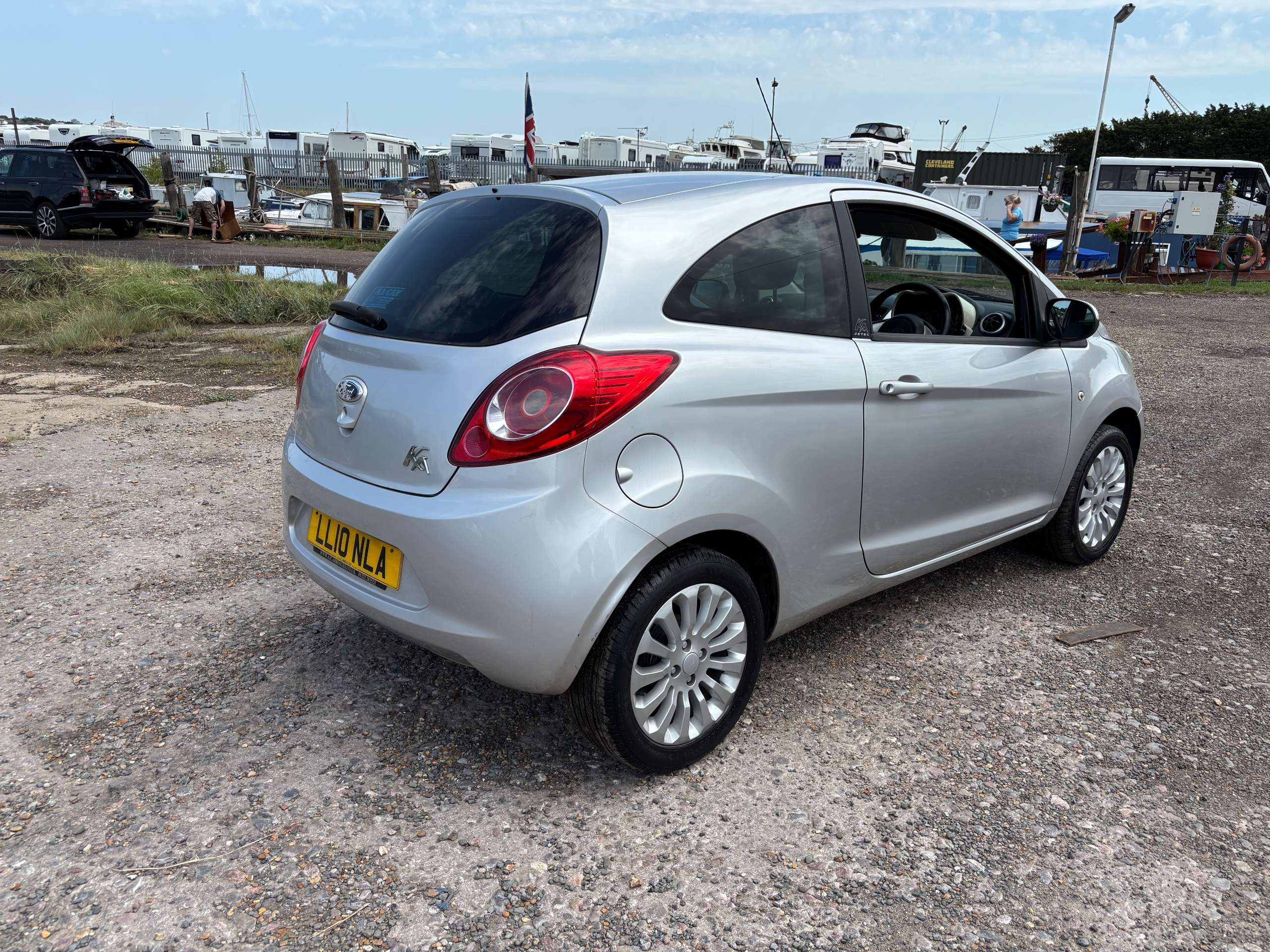 2010 FORD KA 2010 FORD KA