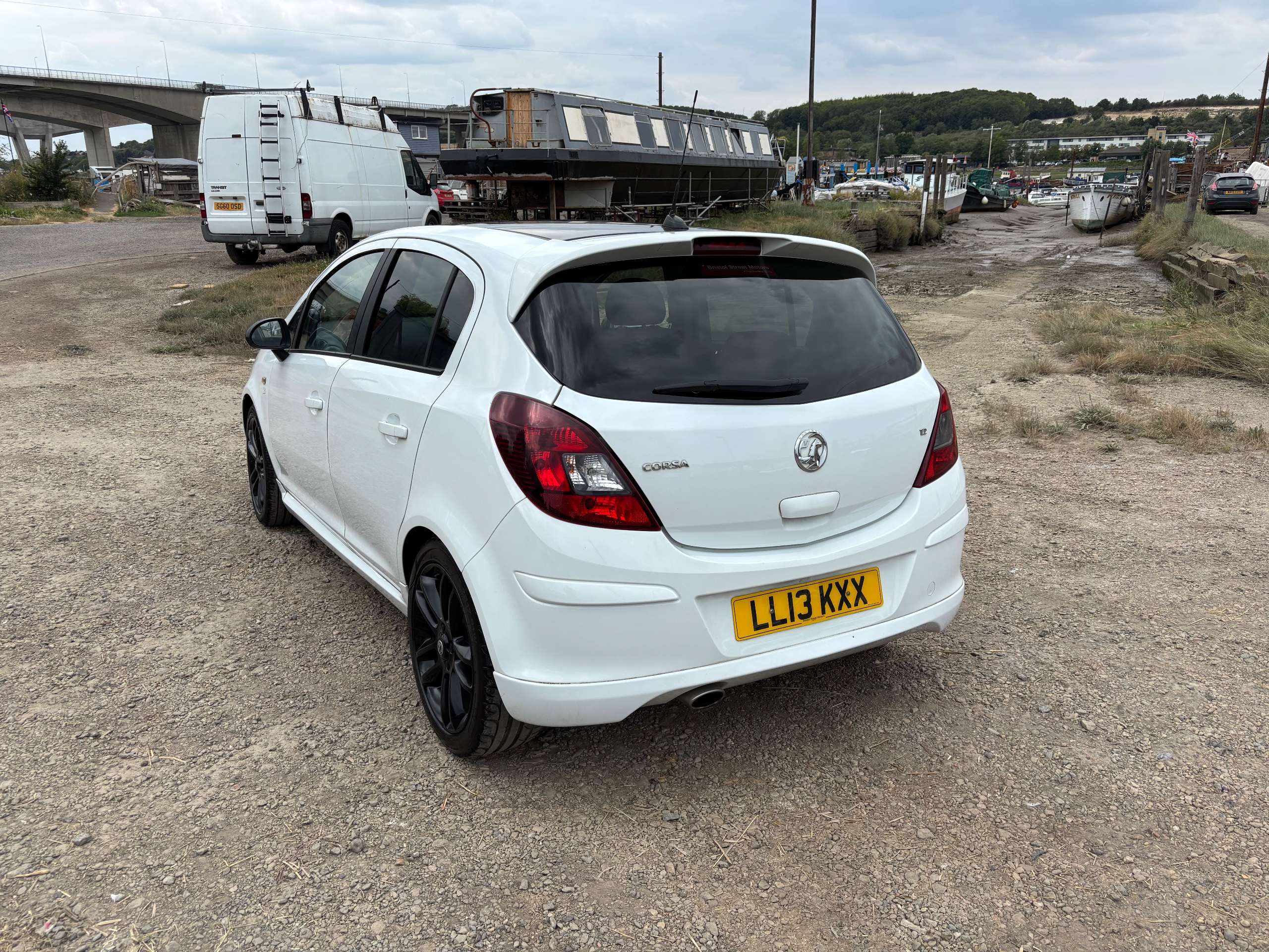 A 2013 VAUXHALL CORSA 1.2 16V Limited Edition Hatchback 5dr Petrol Manual Euro 5 (85 ps) A 2013 VAUXHALL CORSA 1.2 16V Limited Edition Hatchback 5dr Petrol Manual Euro 5 (85 ps)