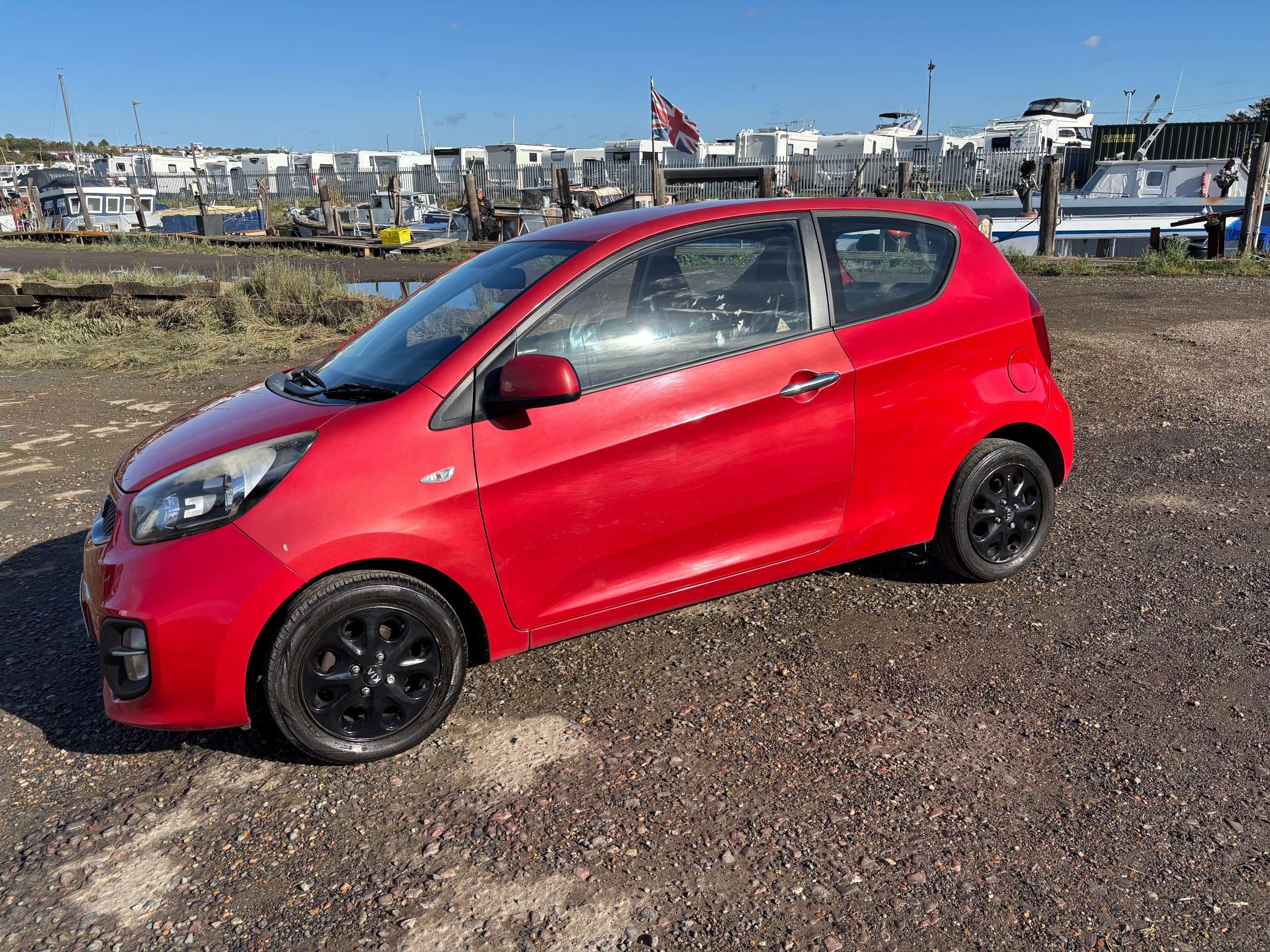 A 2013 KIA PICANTO 1.0 City Hatchback 3dr Petrol Manual Euro 5 (68 bhp) A 2013 KIA PICANTO 1.0 City Hatchback 3dr Petrol Manual Euro 5 (68 bhp)