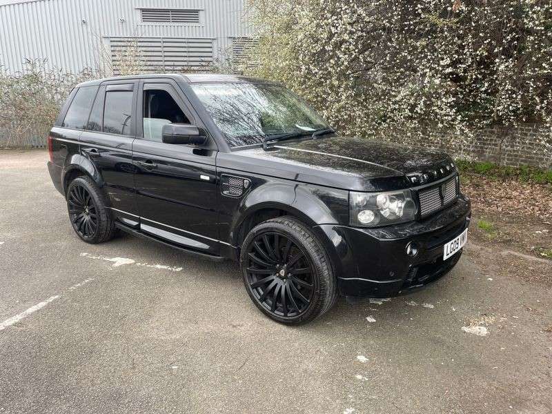 A 2009 LAND ROVER RANGE ROVER SPORT 2.7 TD V6 Stormer SE Station Wagon 5dr Diesel Automatic (265 g/km, 187 bhp) A 2009 LAND ROVER RANGE ROVER SPORT 2.7 TD V6 Stormer SE Station Wagon 5dr Diesel Automatic (265 g/km, 187 bhp)