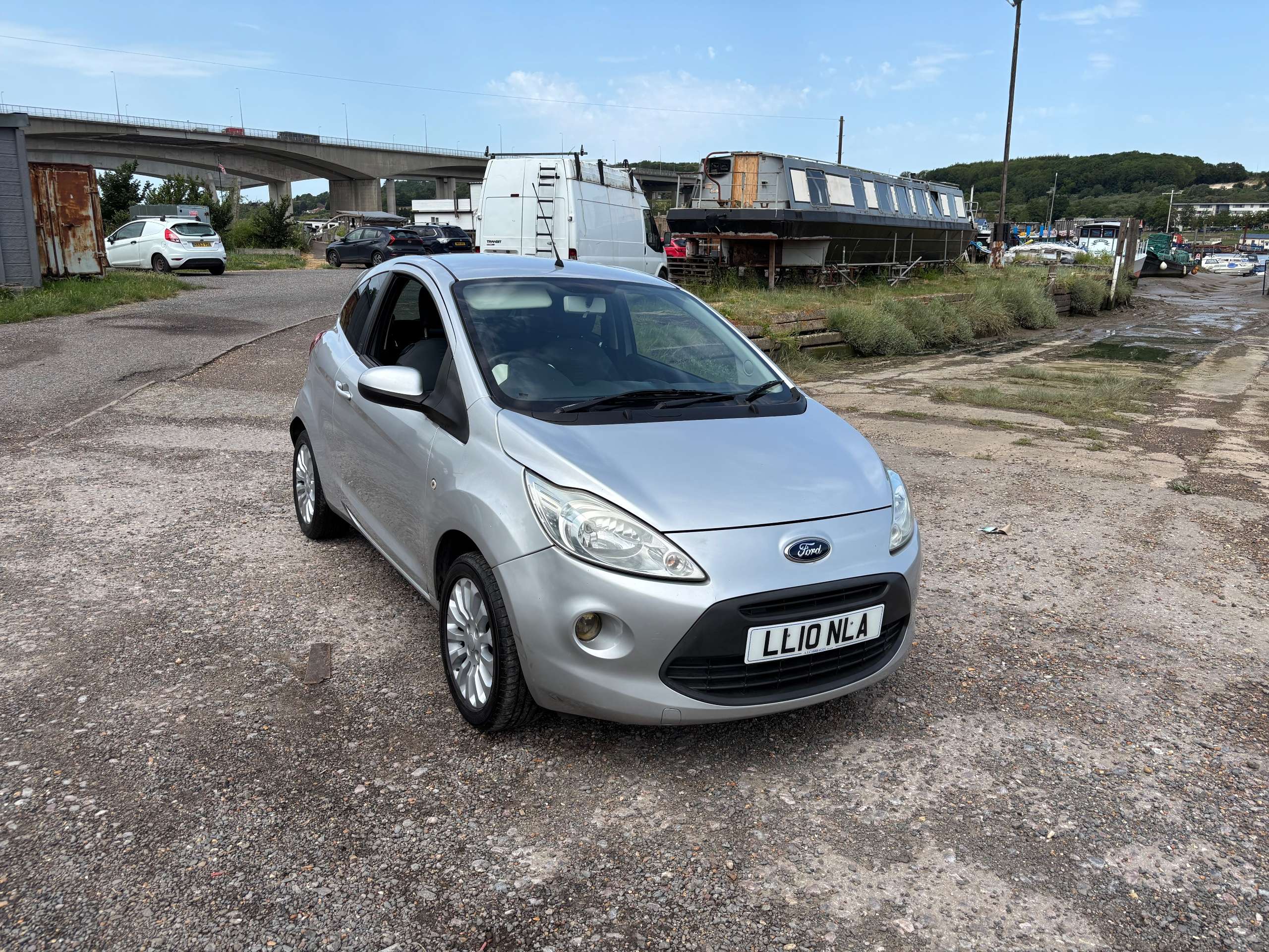 A 2010 FORD KA 1.2 Zetec Hatchback 3dr Petrol Manual Euro 4 (69 ps) A 2010 FORD KA 1.2 Zetec Hatchback 3dr Petrol Manual Euro 4 (69 ps)