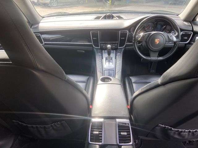 2012 PORSCHE PANAMERA 2012 PORSCHE PANAMERA