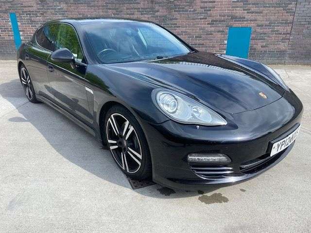 2012 PORSCHE PANAMERA 2012 PORSCHE PANAMERA