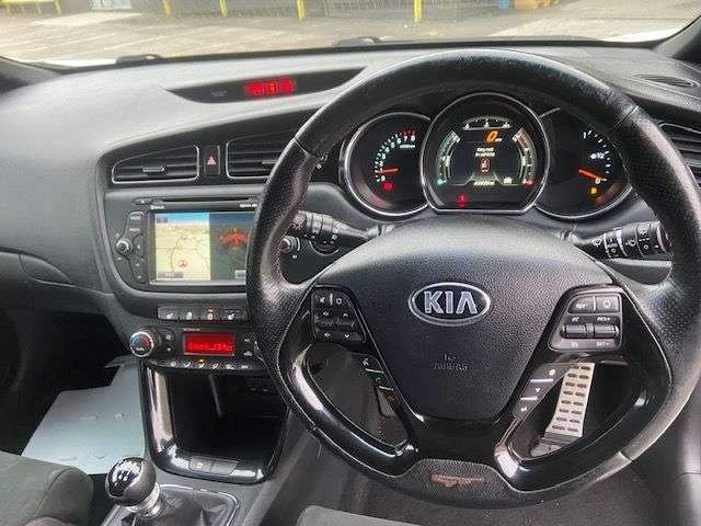2015 KIA CEED 2015 KIA CEED