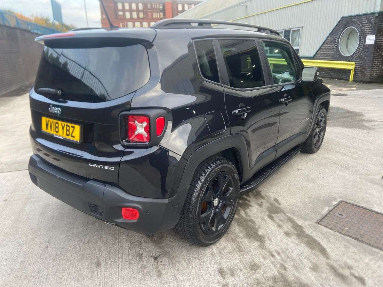 A 2018 JEEP RENEGADE 1.6 MultiJetII Limited SUV 5dr Diesel Manual Euro 6 (s/s) (120 ps) A 2018 JEEP RENEGADE 1.6 MultiJetII Limited SUV 5dr Diesel Manual Euro 6 (s/s) (120 ps)