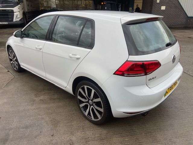 2017 VOLKSWAGEN GOLF 2017 VOLKSWAGEN GOLF