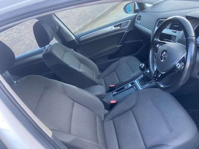 2017 VOLKSWAGEN GOLF 2017 VOLKSWAGEN GOLF