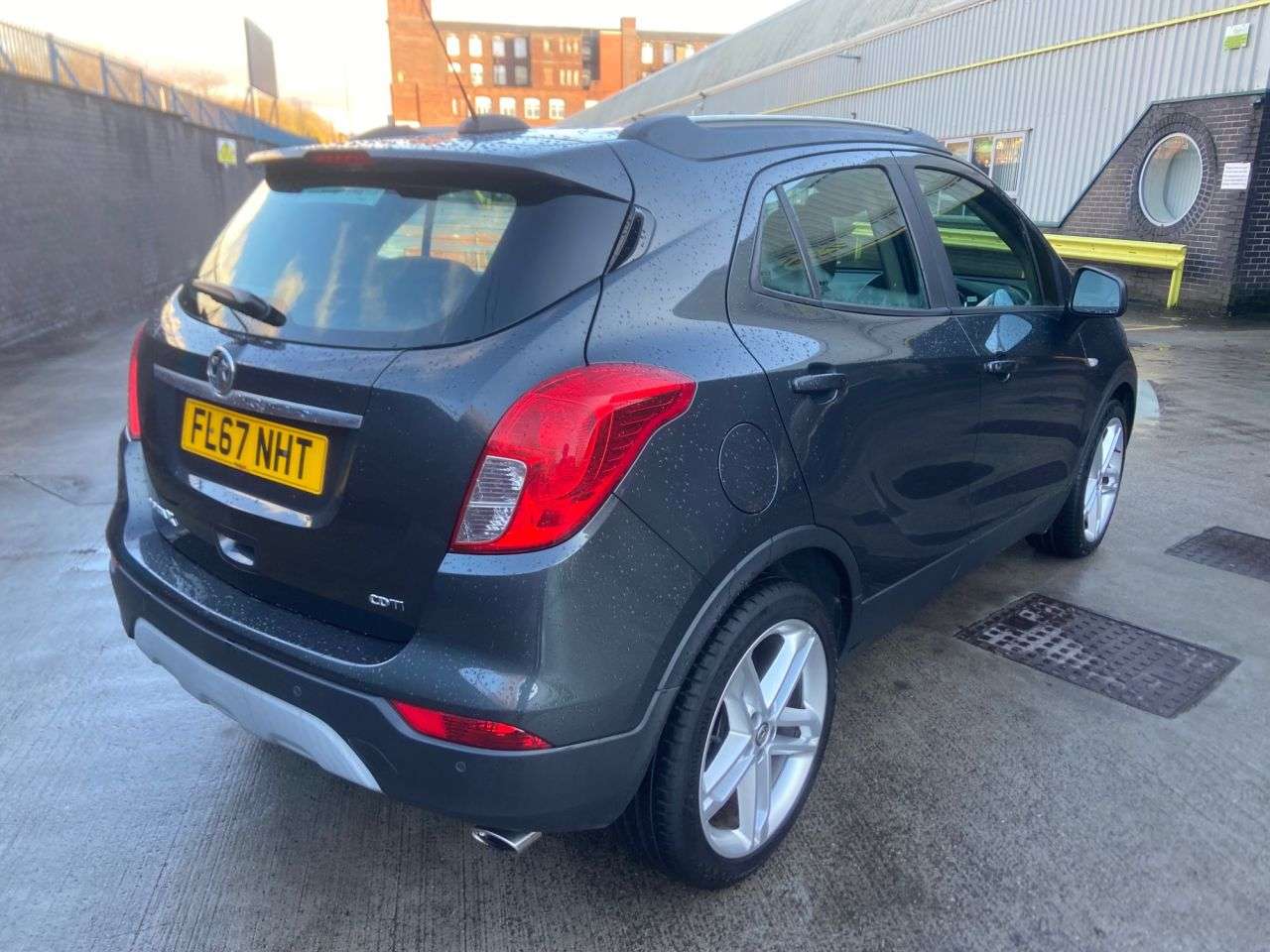 A 2017 VAUXHALL MOKKA X 1.6 CDTi Design Nav SUV 5dr Diesel Auto Euro 6 (136 ps) A 2017 VAUXHALL MOKKA X 1.6 CDTi Design Nav SUV 5dr Diesel Auto Euro 6 (136 ps)