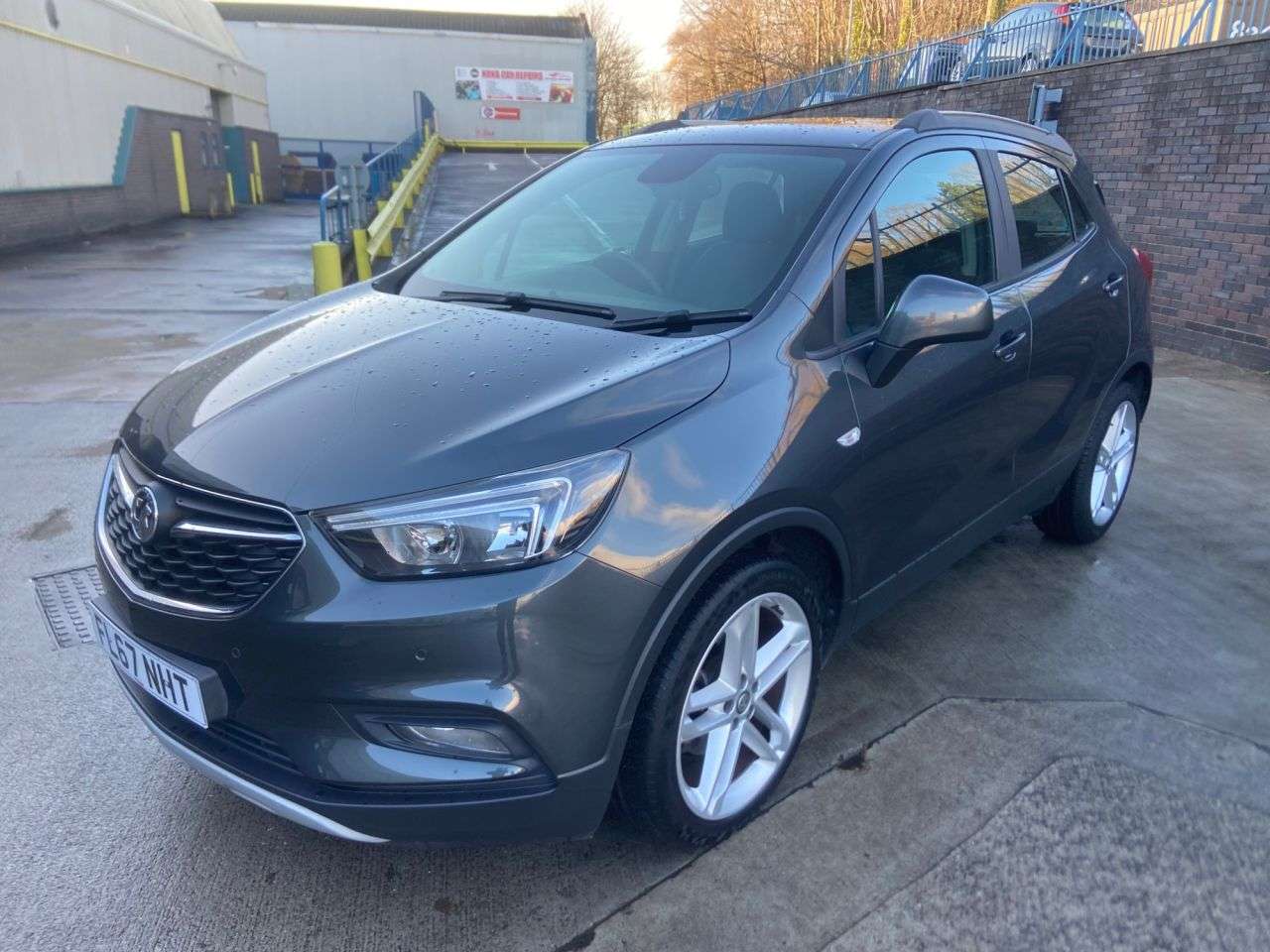 A 2017 VAUXHALL MOKKA X 1.6 CDTi Design Nav SUV 5dr Diesel Auto Euro 6 (136 ps) A 2017 VAUXHALL MOKKA X 1.6 CDTi Design Nav SUV 5dr Diesel Auto Euro 6 (136 ps)