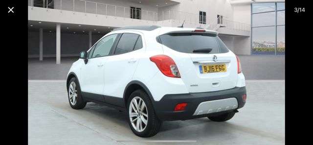 A 2016 VAUXHALL MOKKA 1.6i Exclusiv SUV 5dr Petrol Manual 2WD Euro 6 (s/s) (115 ps) A 2016 VAUXHALL MOKKA 1.6i Exclusiv SUV 5dr Petrol Manual 2WD Euro 6 (s/s) (115 ps)