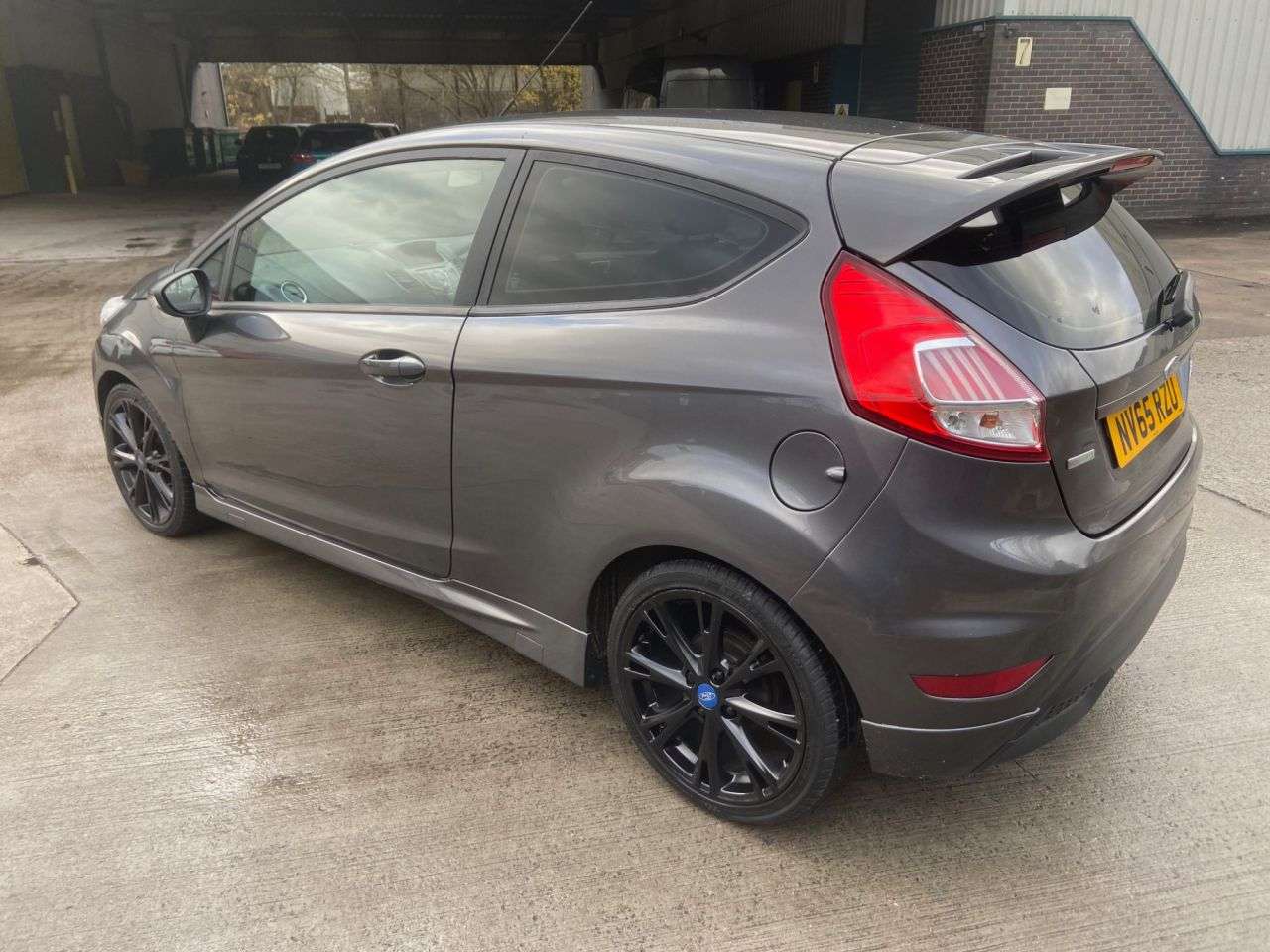 A 2016 FORD FIESTA 1.0T EcoBoost Zetec S Hatchback 3dr Petrol Manual Euro 6 (s/s) (140 ps) A 2016 FORD FIESTA 1.0T EcoBoost Zetec S Hatchback 3dr Petrol Manual Euro 6 (s/s) (140 ps)