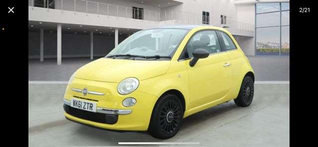 A 2011 FIAT 500 0.9 TwinAir Lounge Hatchback 3dr Petrol Dualogic Euro 5 (s/s) (85 bhp) A 2011 FIAT 500 0.9 TwinAir Lounge Hatchback 3dr Petrol Dualogic Euro 5 (s/s) (85 bhp)