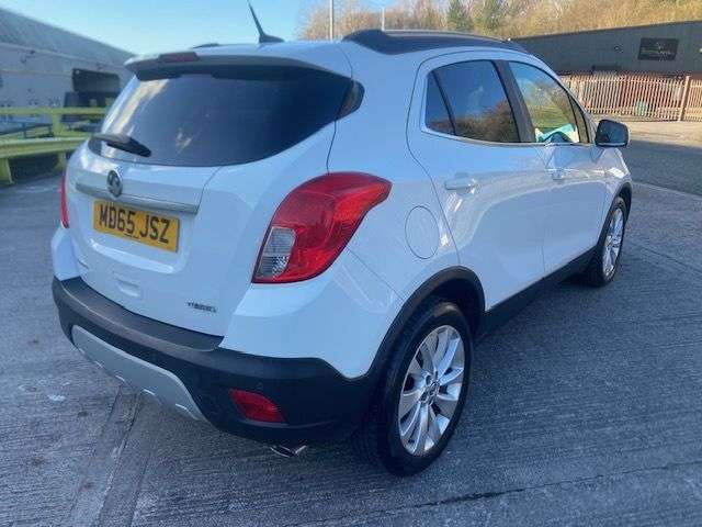 A 2015 VAUXHALL MOKKA 1.4i Turbo SE SUV 5dr Petrol Auto 2WD Euro 6 (140 ps) A 2015 VAUXHALL MOKKA 1.4i Turbo SE SUV 5dr Petrol Auto 2WD Euro 6 (140 ps)
