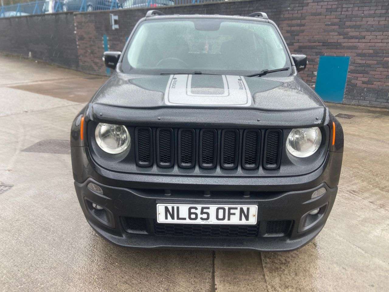 A 2015 JEEP RENEGADE 1.6 MultiJetII Longitude SUV 5dr Diesel Manual Euro 6 (s/s) (120 ps) A 2015 JEEP RENEGADE 1.6 MultiJetII Longitude SUV 5dr Diesel Manual Euro 6 (s/s) (120 ps)