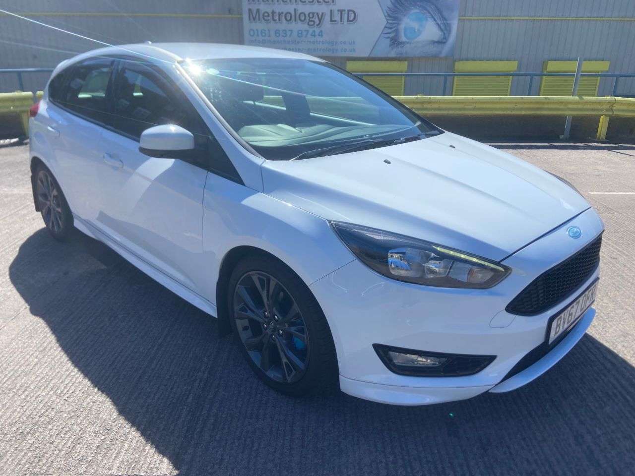 A 2017 FORD FOCUS 1.0T EcoBoost ST-Line Hatchback 5dr Petrol Manual Euro 6 (s/s) (140 ps) A 2017 FORD FOCUS 1.0T EcoBoost ST-Line Hatchback 5dr Petrol Manual Euro 6 (s/s) (140 ps)
